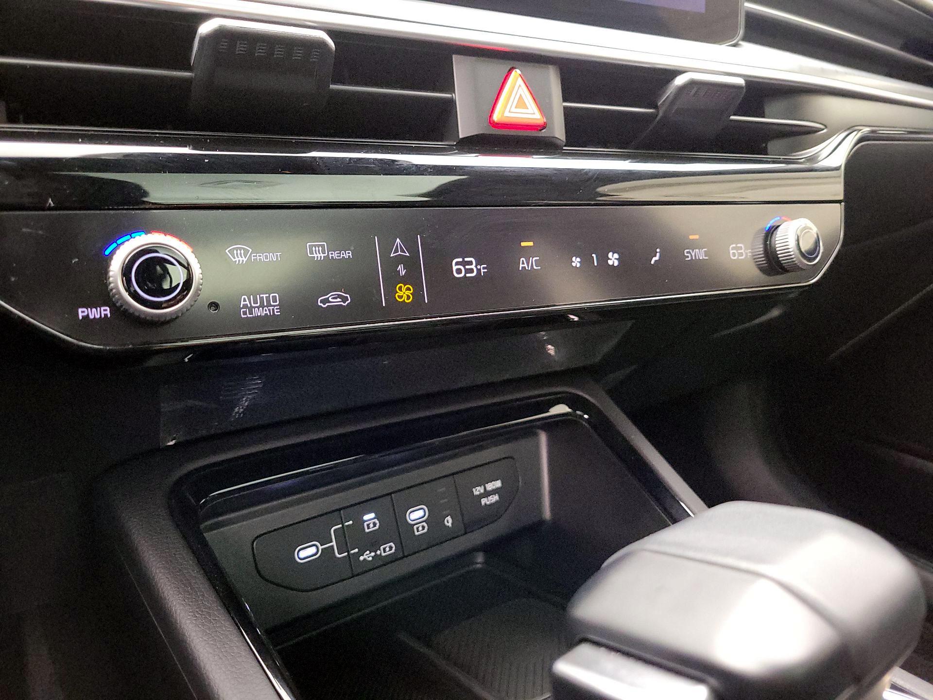 Thumbnail: 2026 Kia K5 - 17