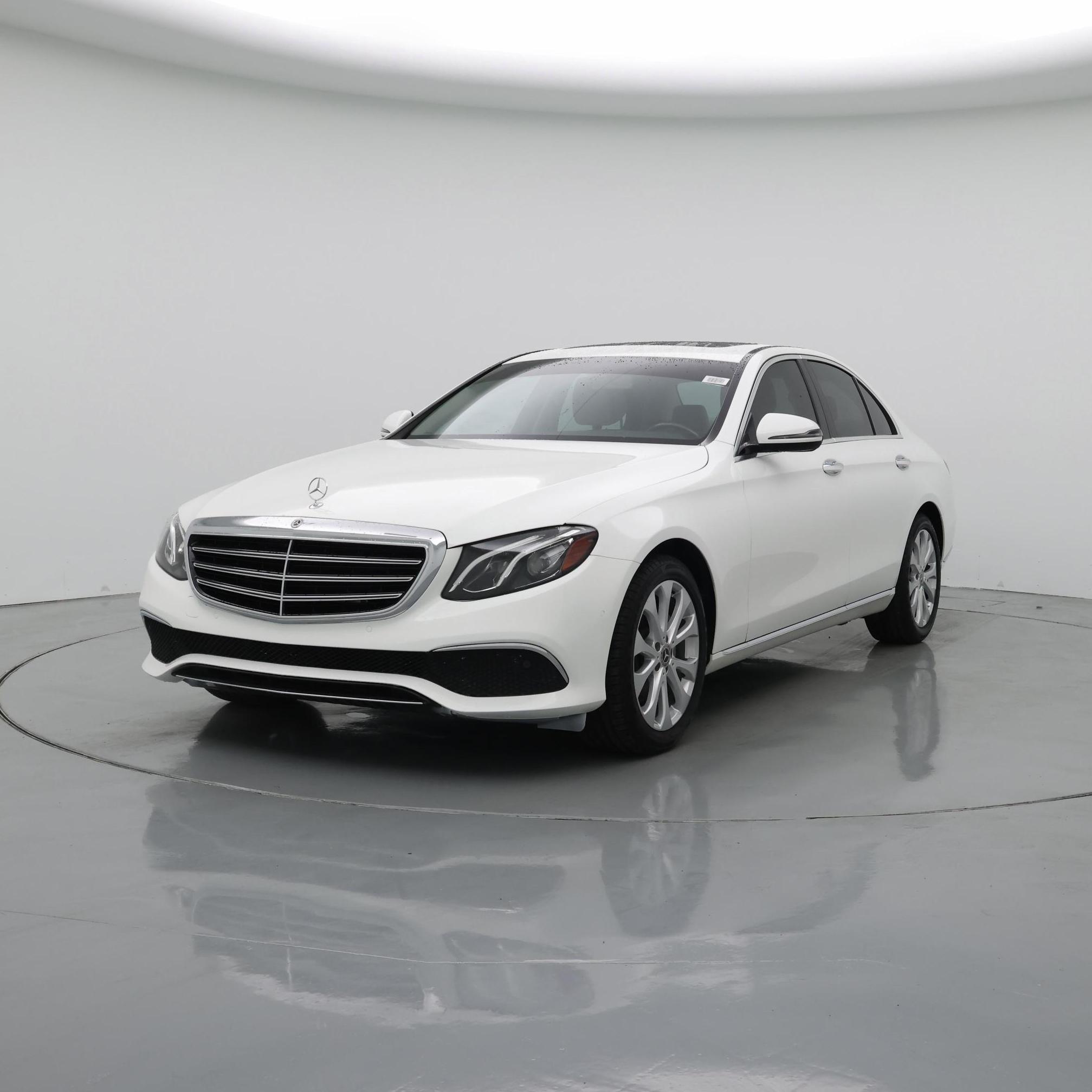 Thumbnail: 2018 Mercedes-Benz E-Class - 4