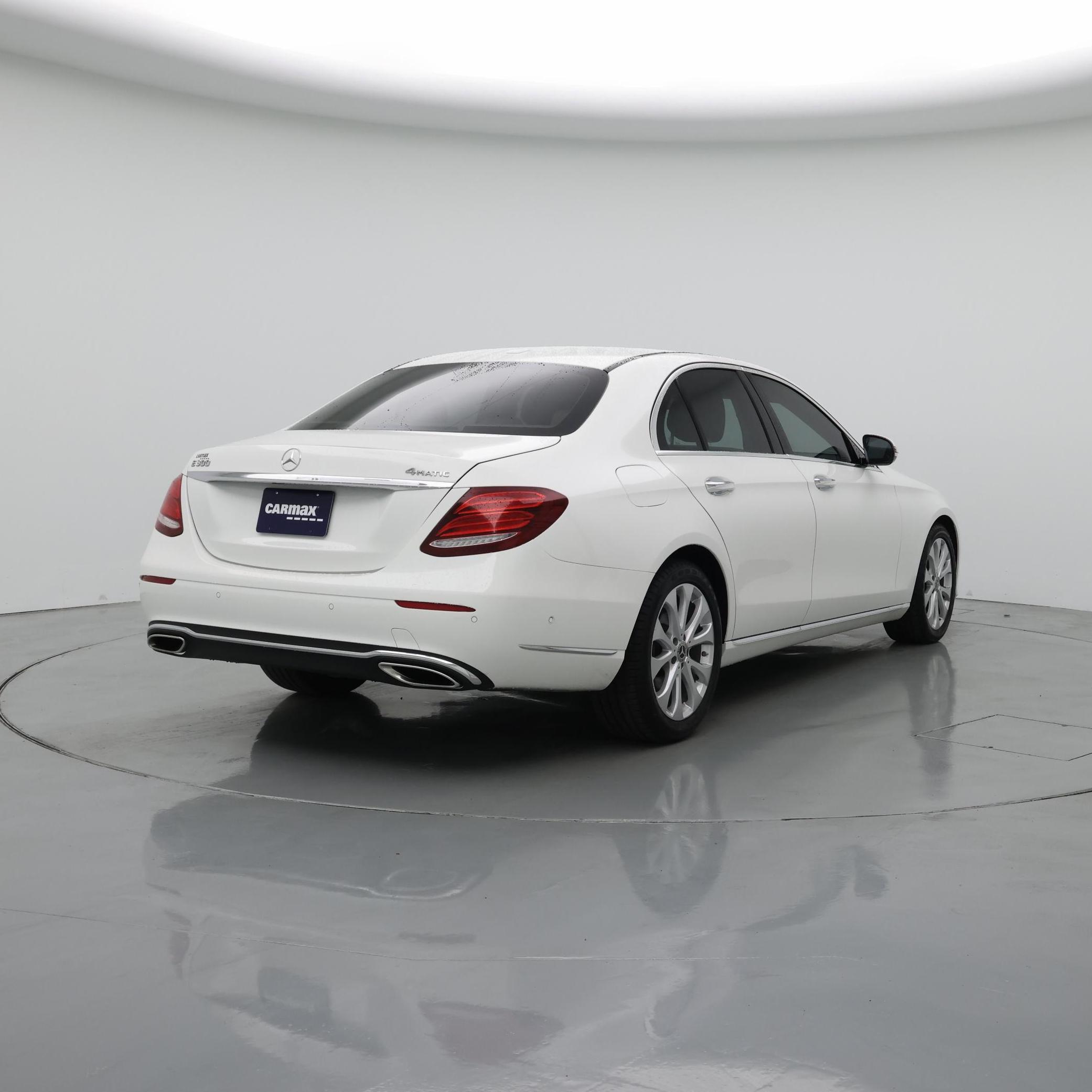 Thumbnail: 2018 Mercedes-Benz E-Class - 8