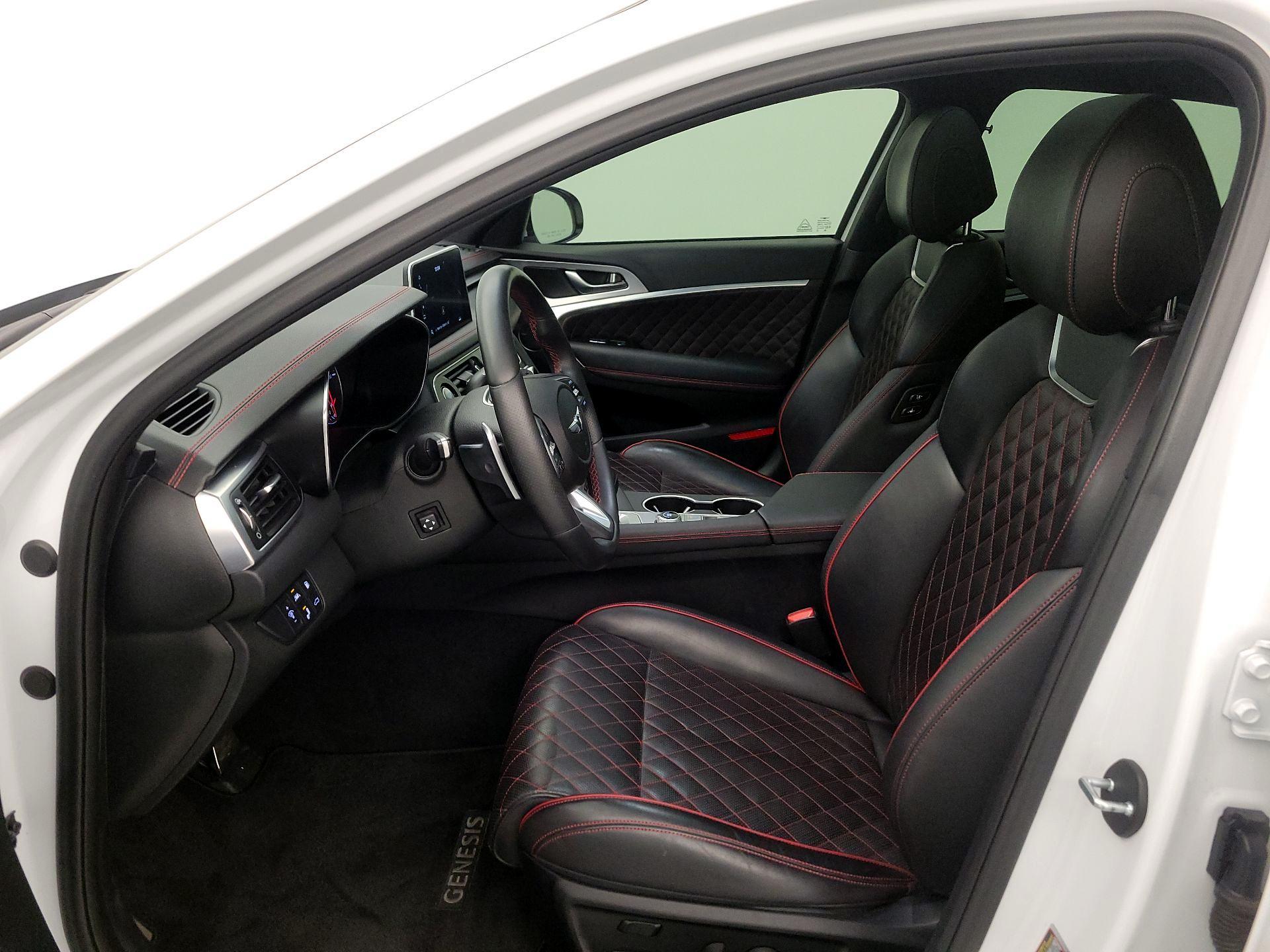 Thumbnail: 2020 Genesis G70 - 11