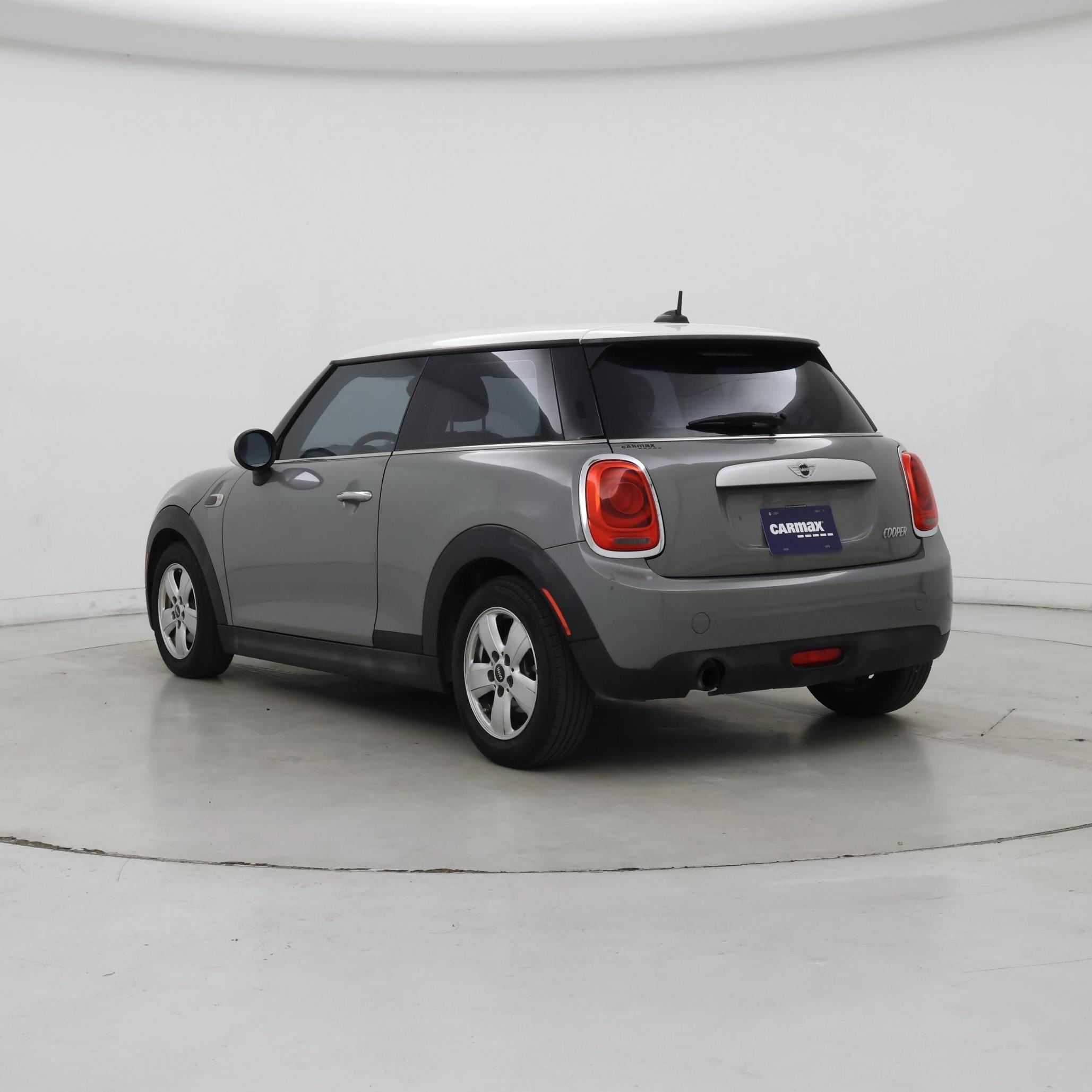 Thumbnail: 2015 MINI Cooper Hardtop - 2