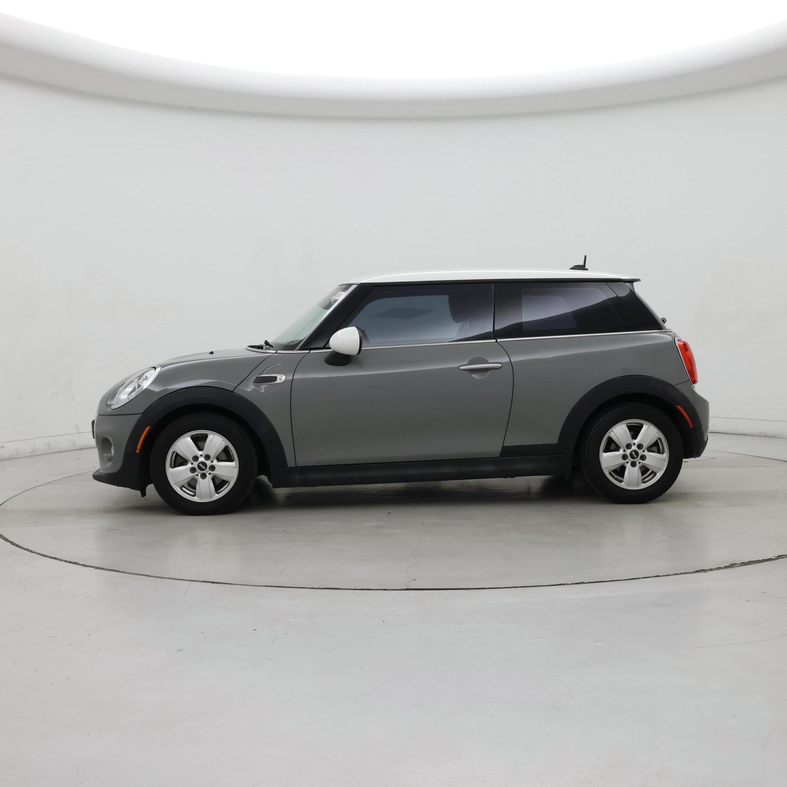 Thumbnail: 2015 MINI Cooper Hardtop - 3