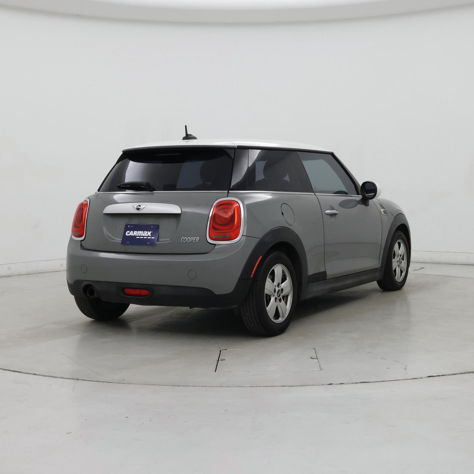 Thumbnail: 2015 MINI Cooper Hardtop - 8