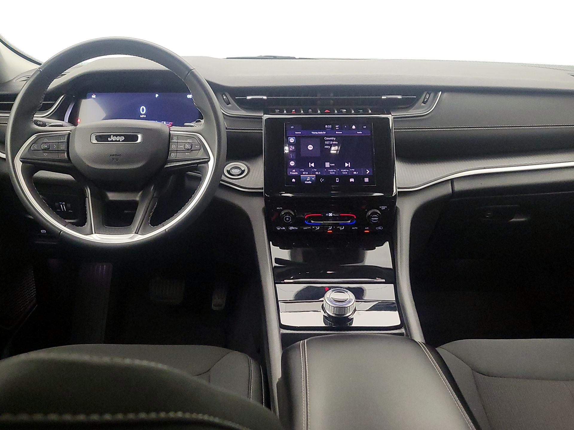 Thumbnail: 2023 Jeep Grand Cherokee - 9