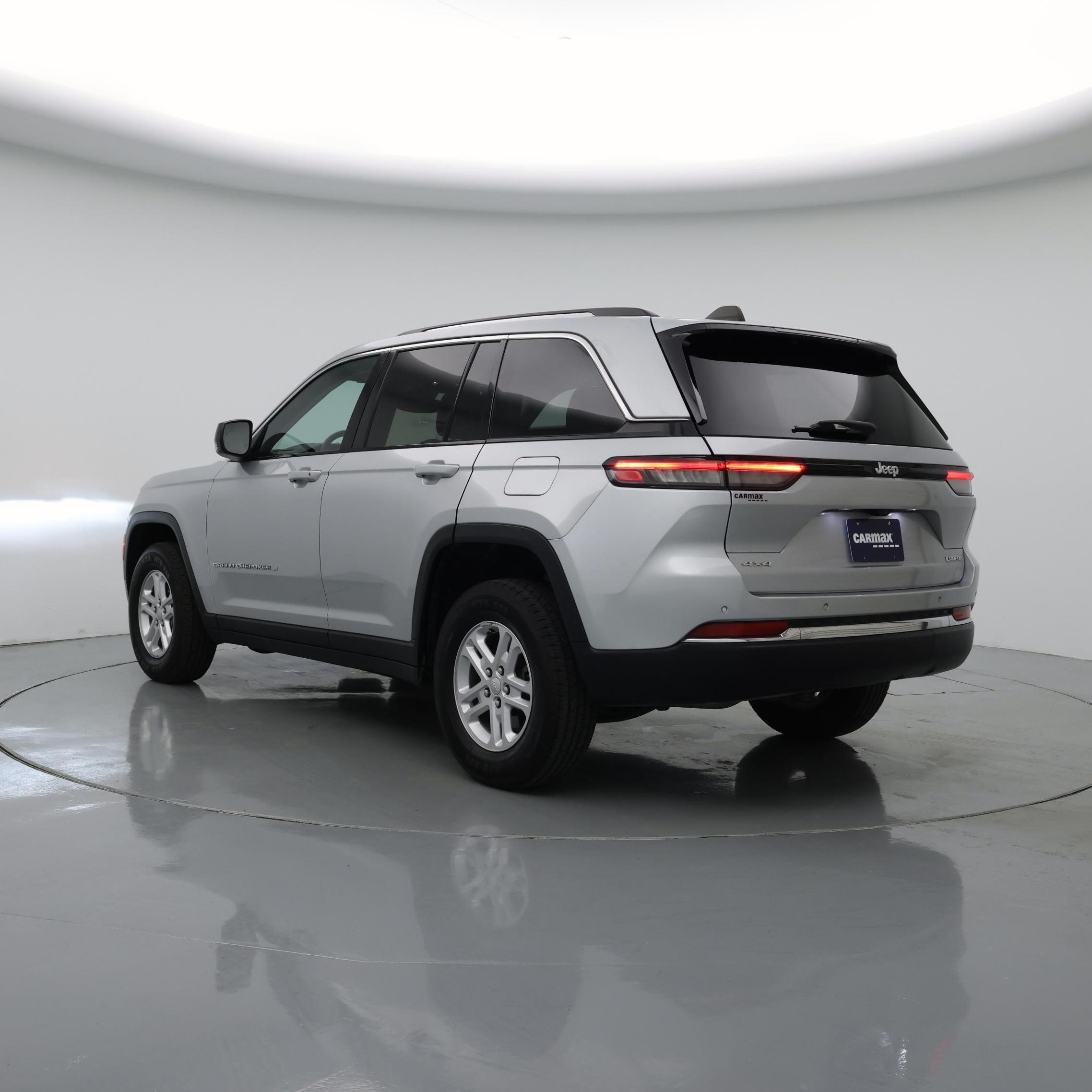 Thumbnail: 2023 Jeep Grand Cherokee - 2