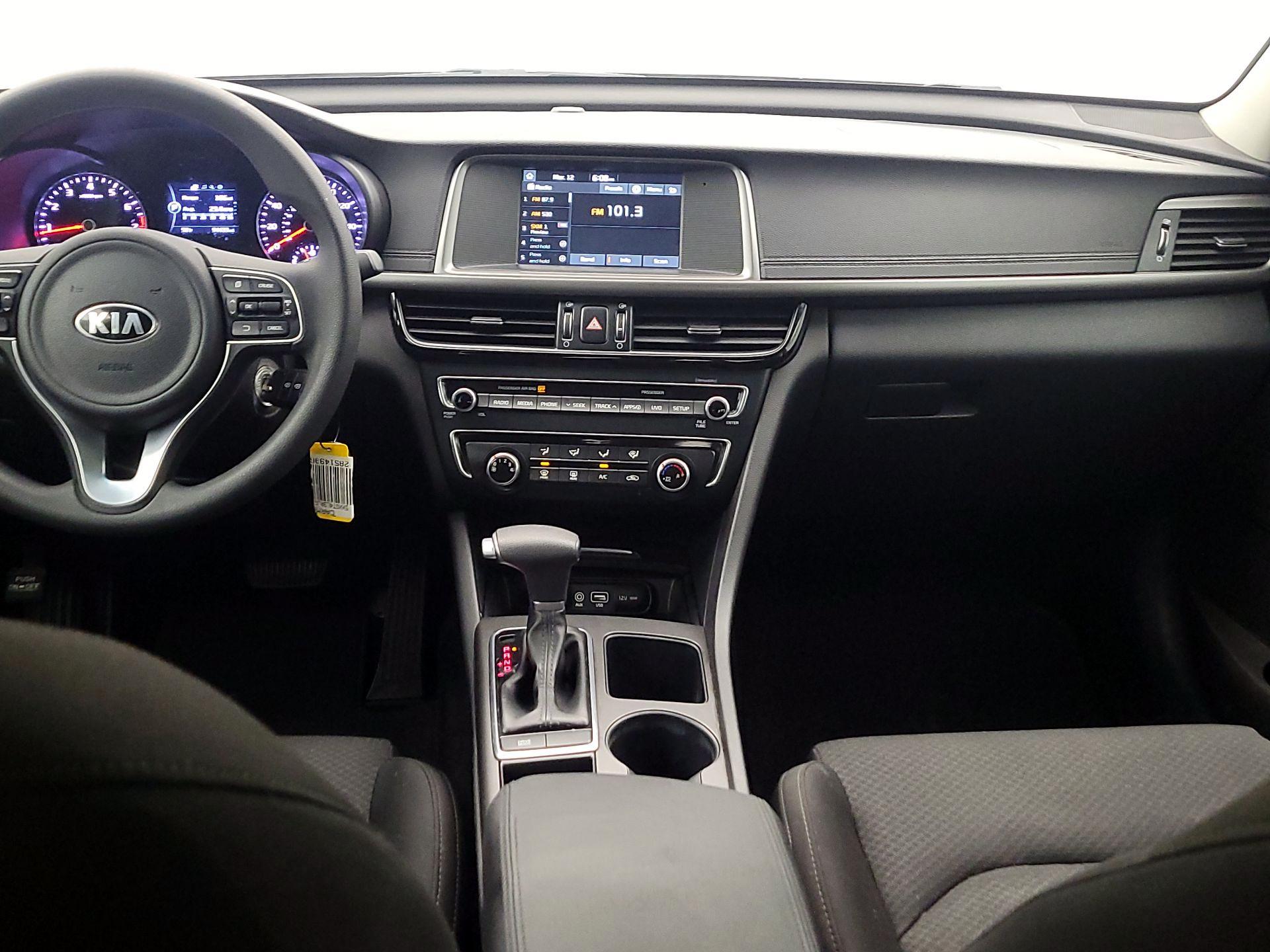 Thumbnail: 2018 Kia Optima - 9