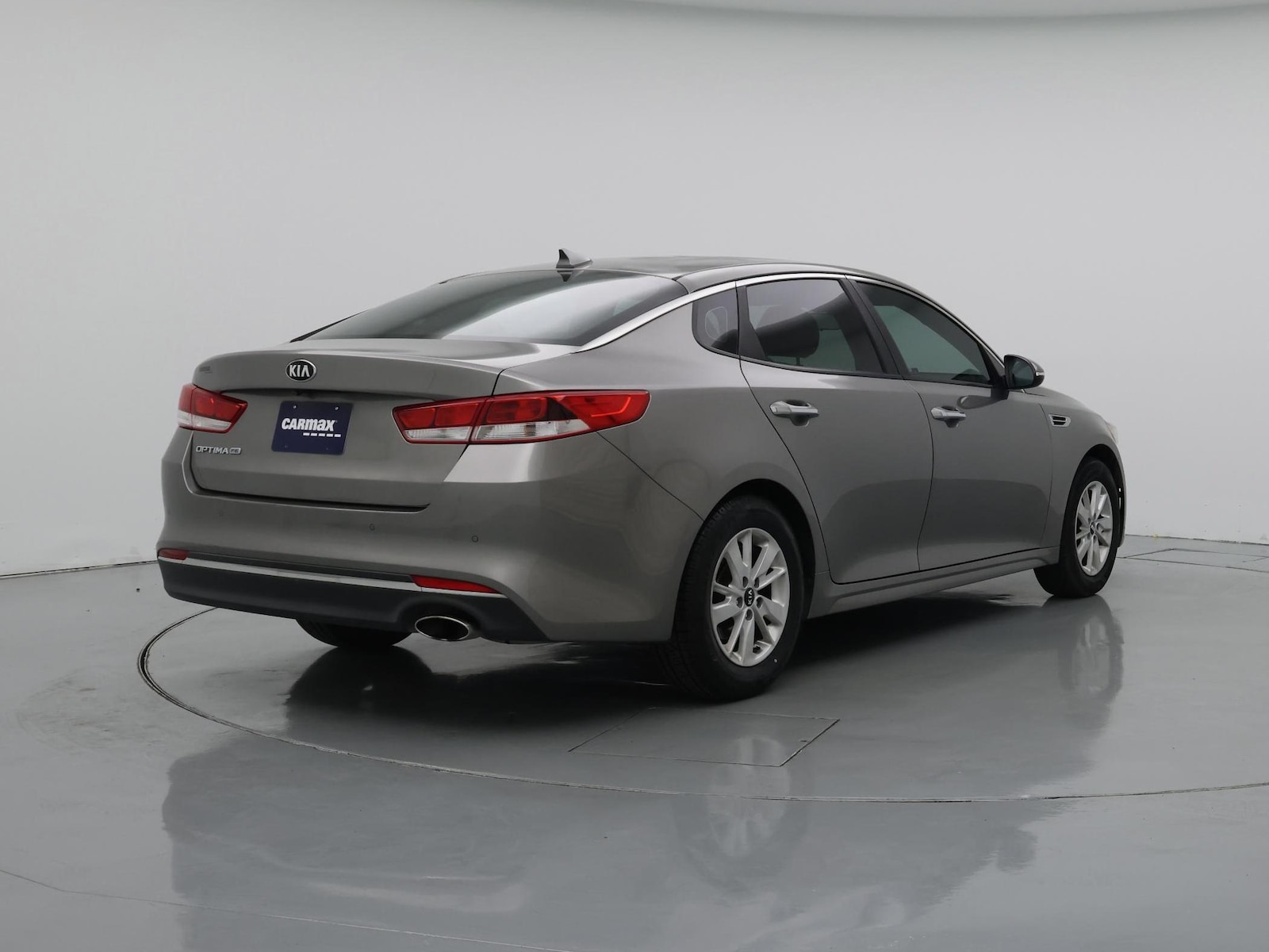 2018 Kia Optima LX - Photo 9