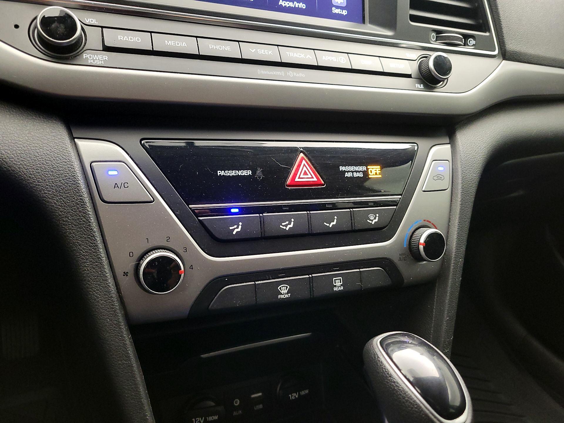 Thumbnail: 2018 Hyundai Elantra - 16