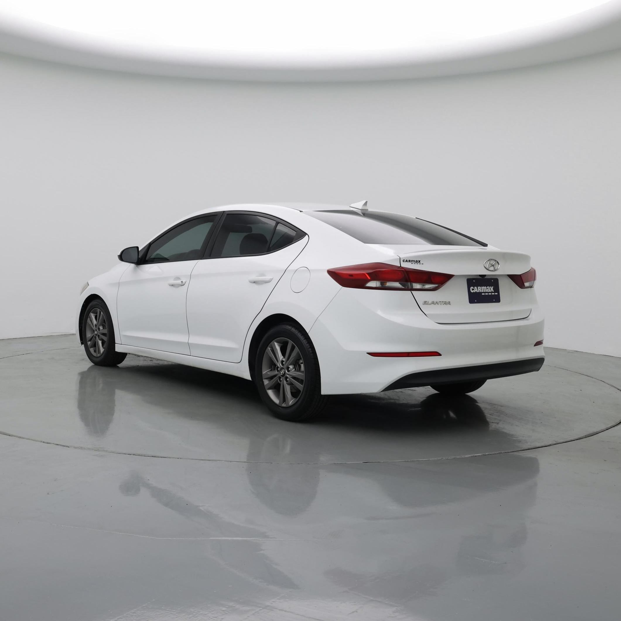 Thumbnail: 2018 Hyundai Elantra - 2