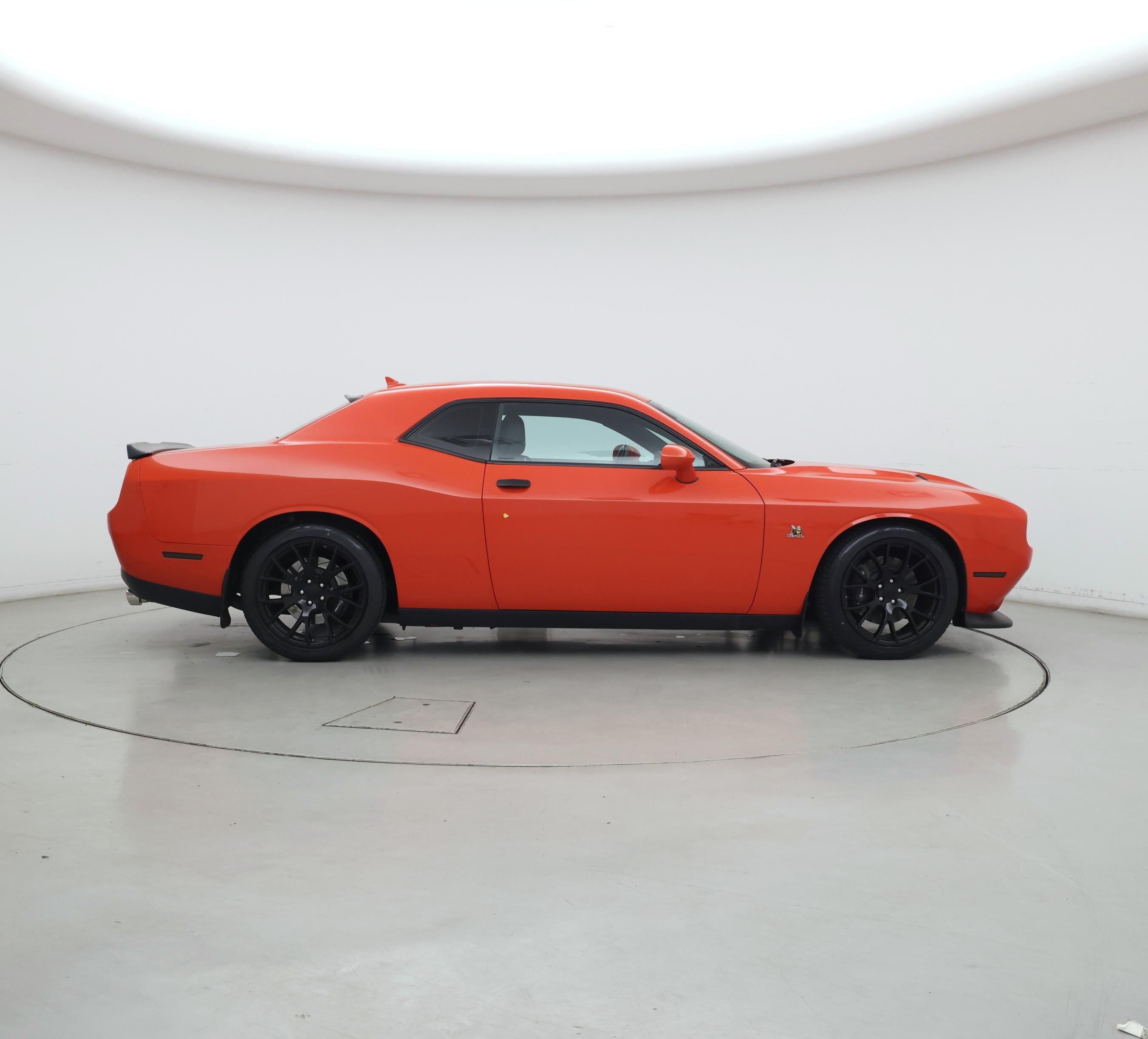 Thumbnail: 2016 Dodge Challenger - 7