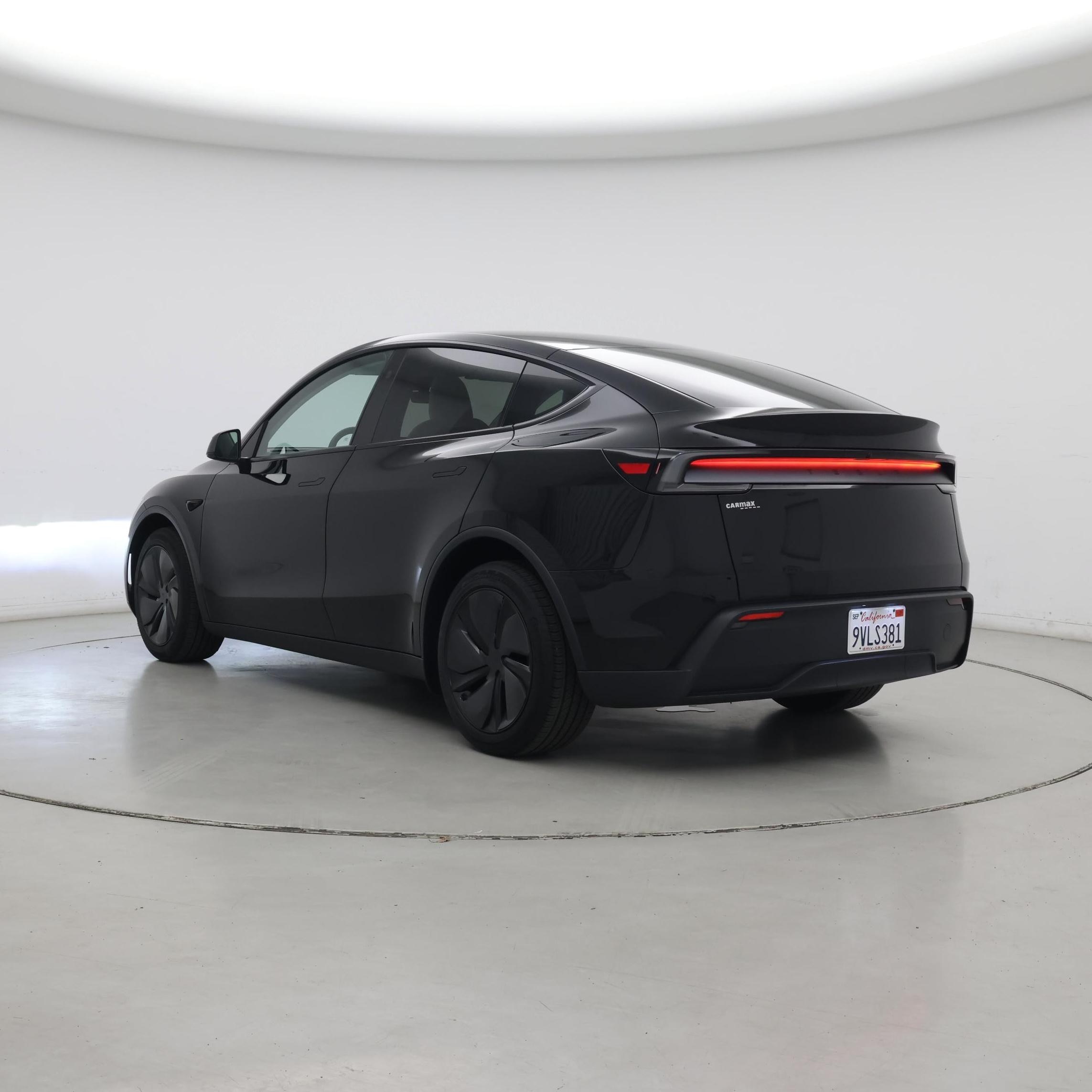 Thumbnail: 2026 Tesla Model Y - 2