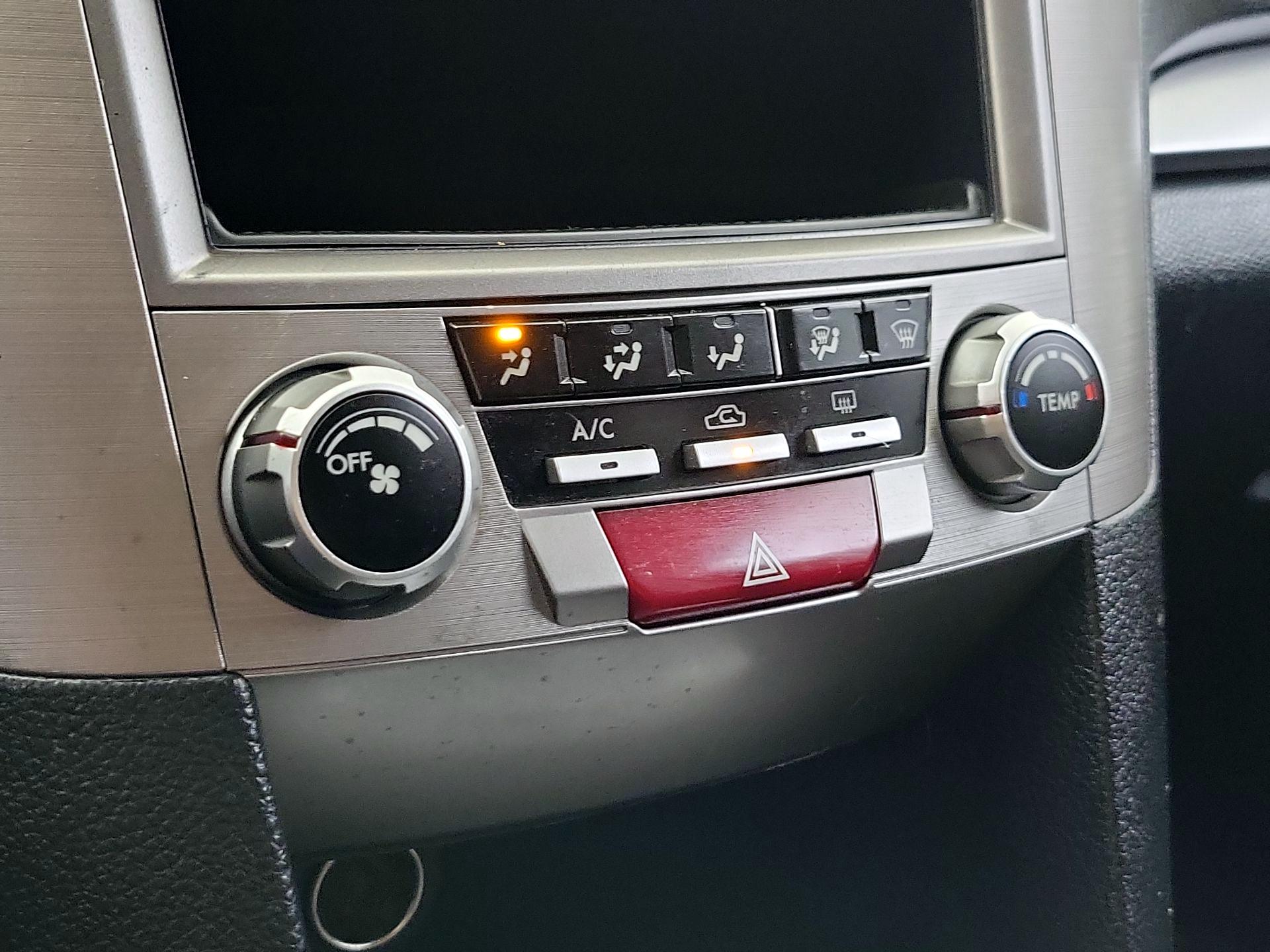 Thumbnail: 2014 Subaru Outback - 15