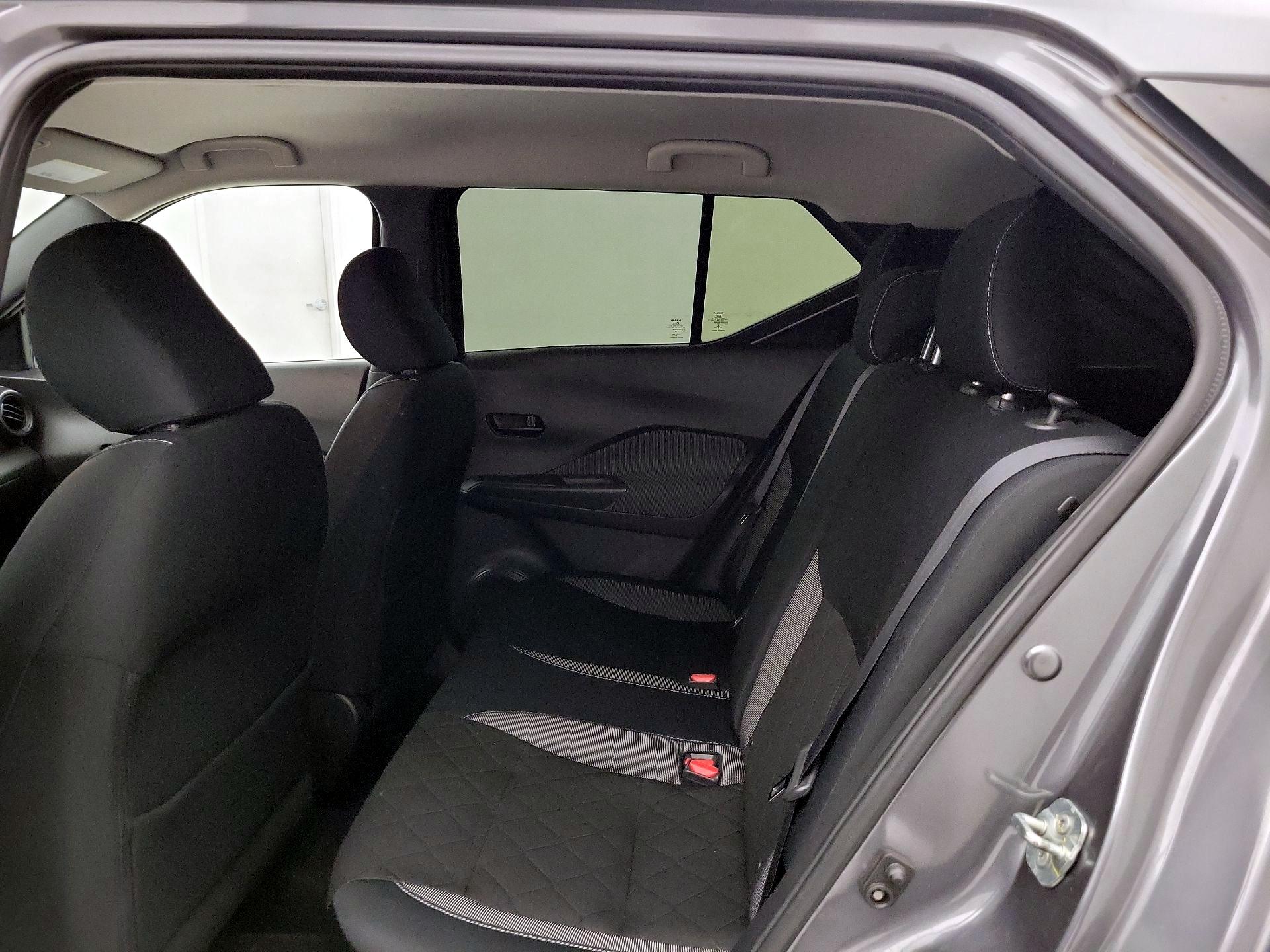 Thumbnail: 2018 Nissan Kicks - 19