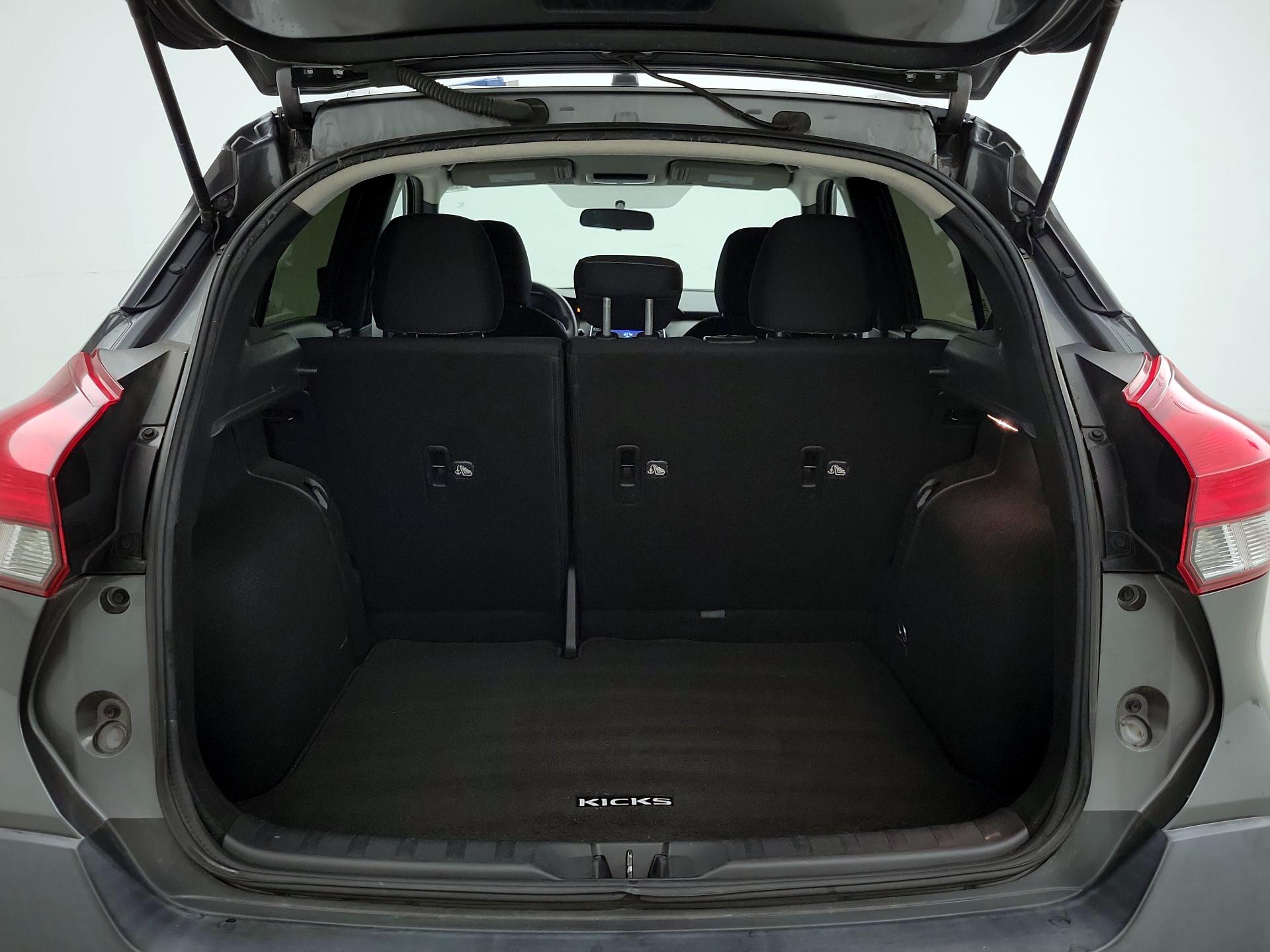 Thumbnail: 2018 Nissan Kicks - 20