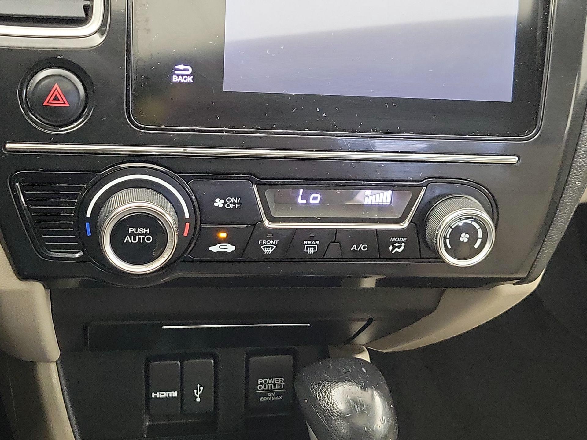 Thumbnail: 2015 Honda Civic - 16