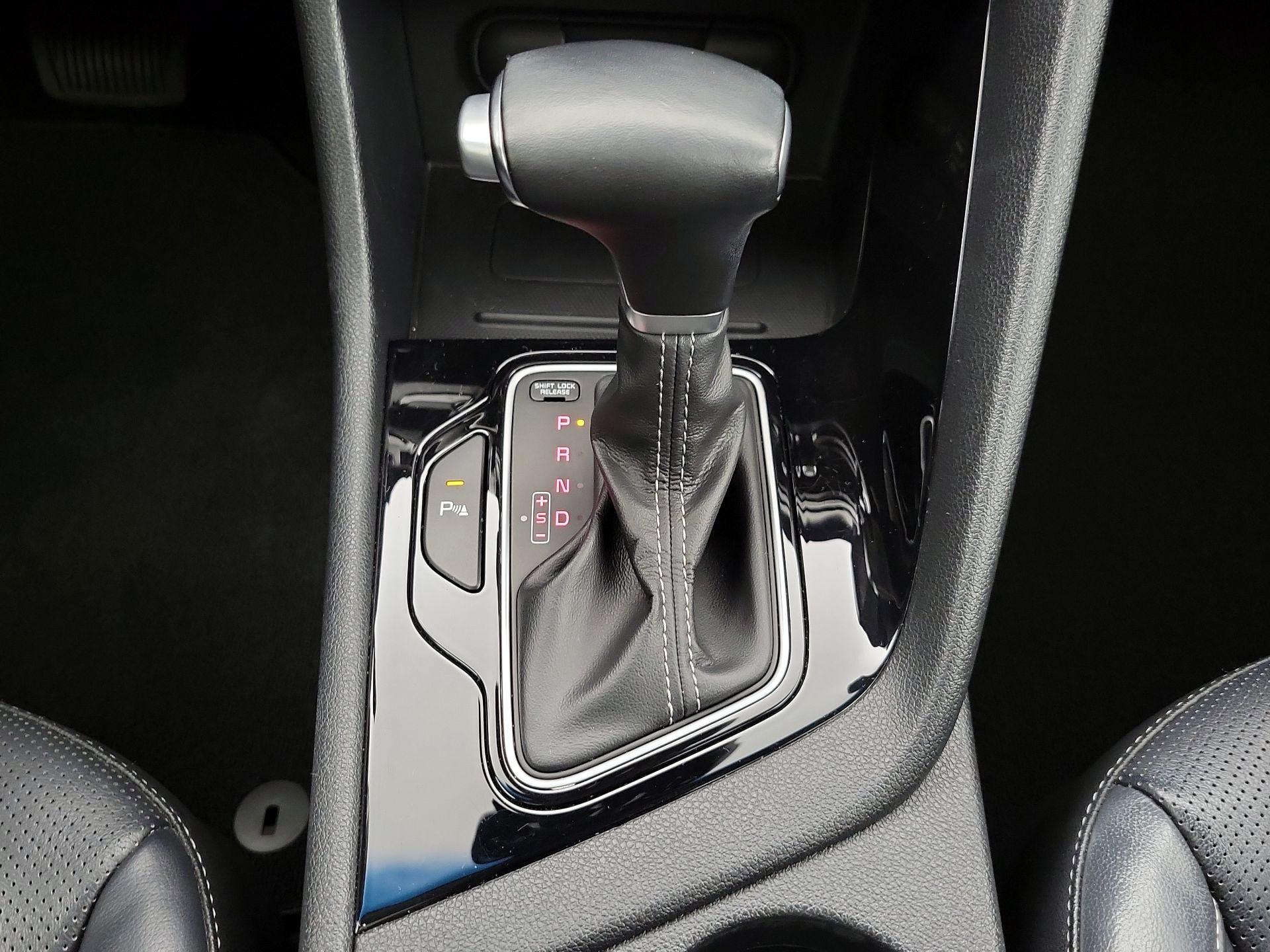 Thumbnail: 2019 Kia Niro - 18