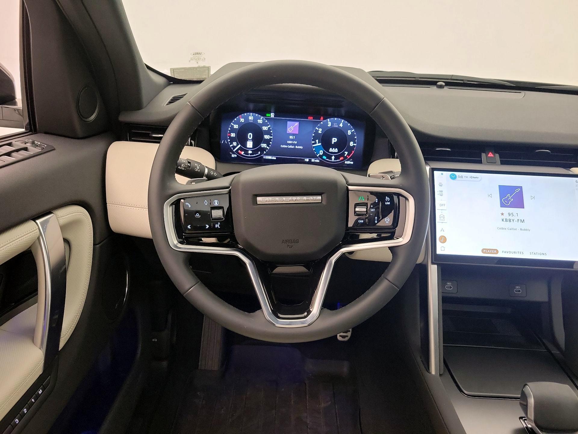 Thumbnail: 2025 Land Rover Discovery Sport - 10