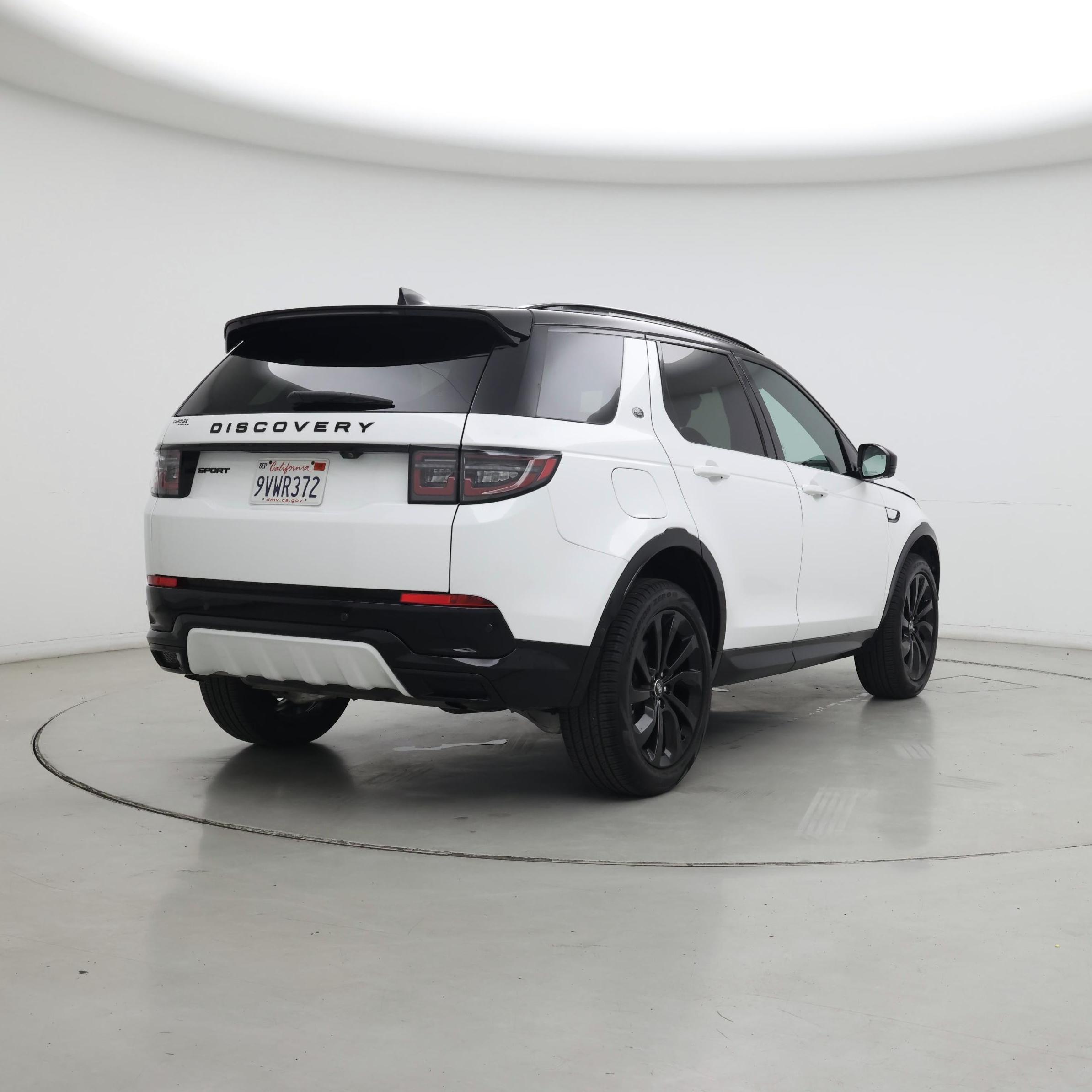 Thumbnail: 2025 Land Rover Discovery Sport - 8