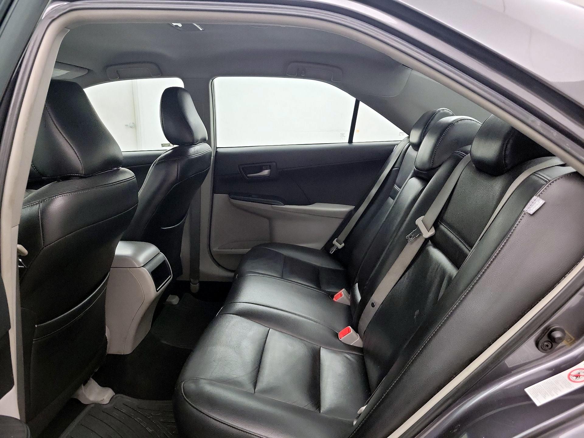 Thumbnail: 2014 Toyota Camry - 19