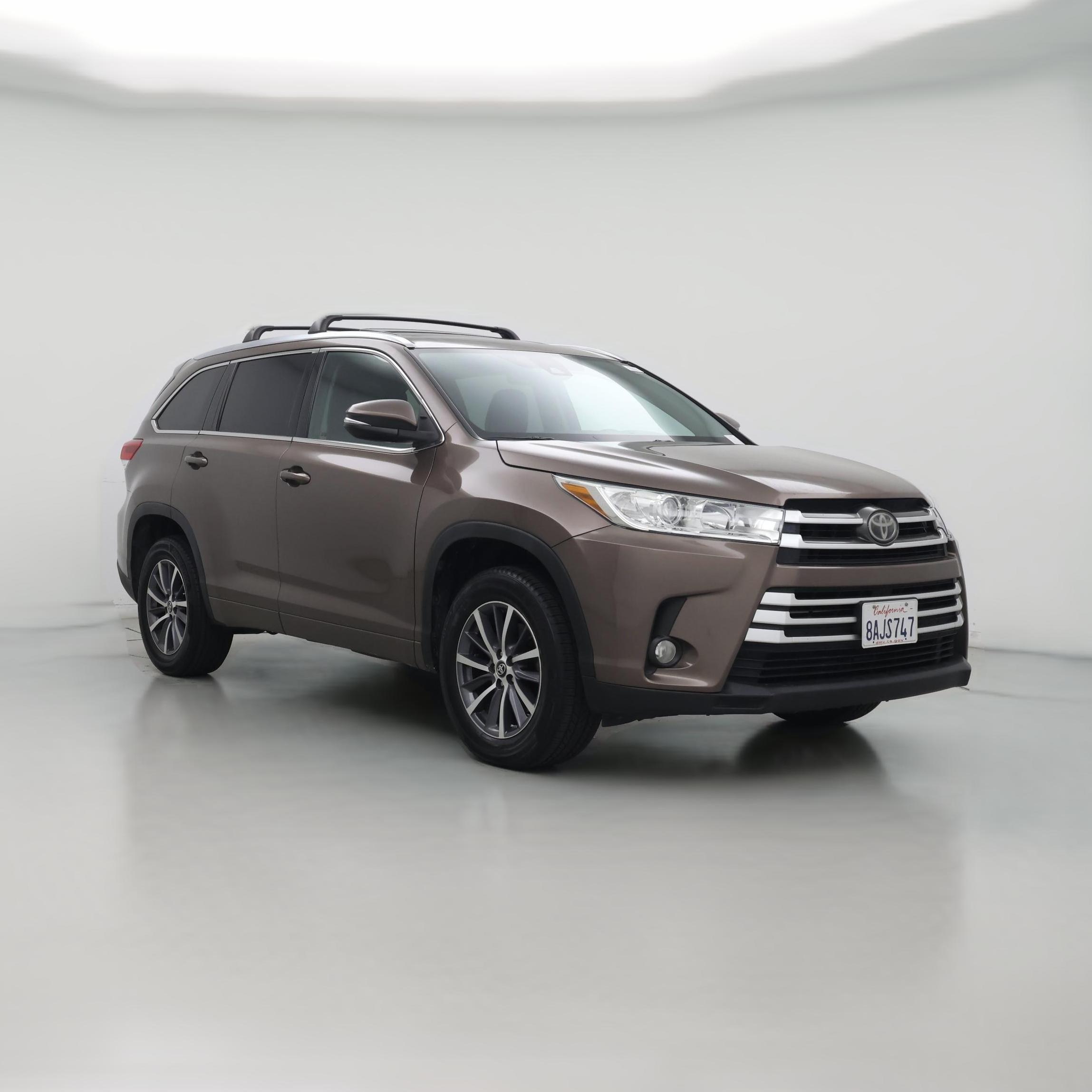 Thumbnail: 2017 Toyota Highlander - 1