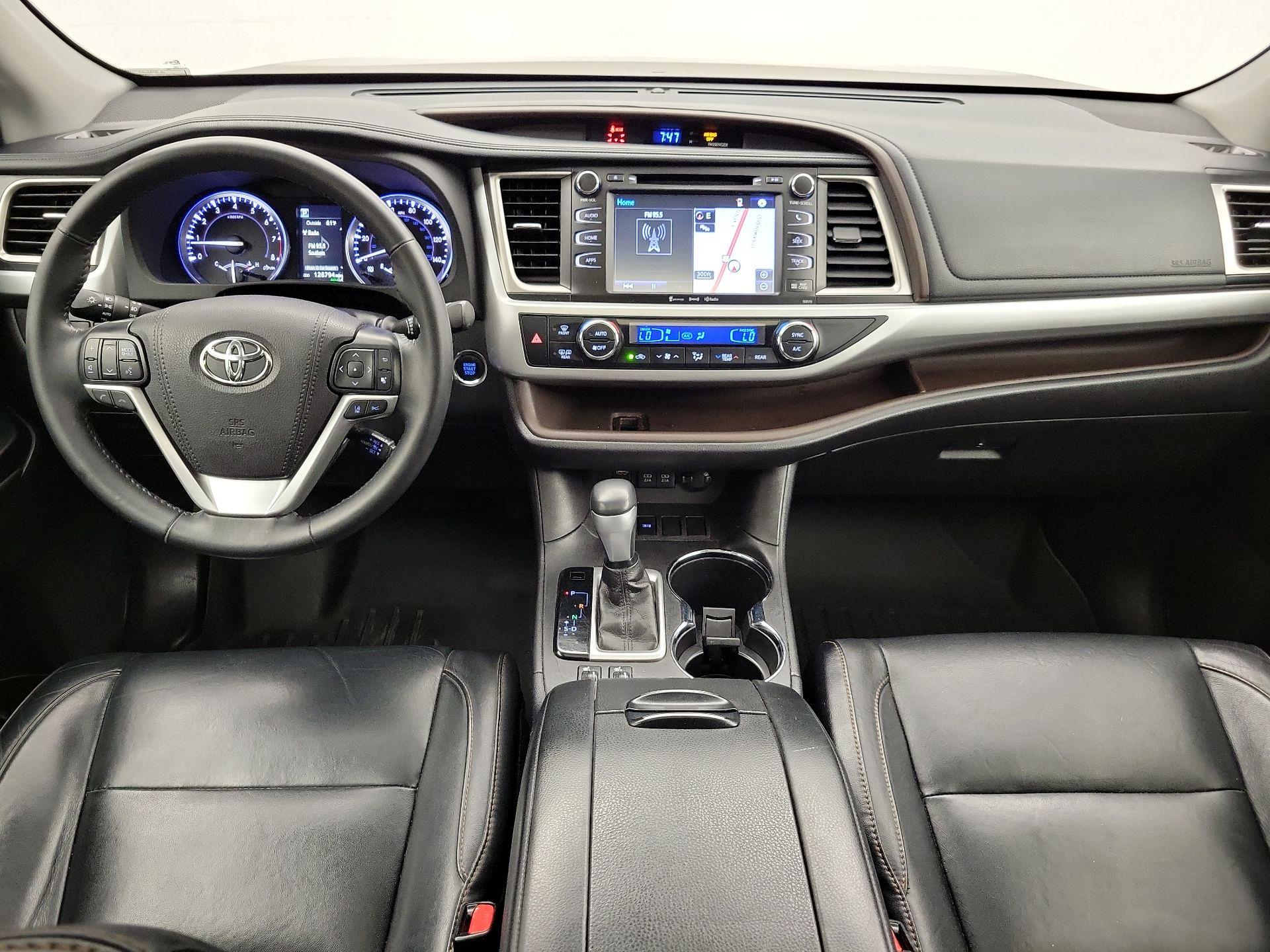 Thumbnail: 2017 Toyota Highlander - 9