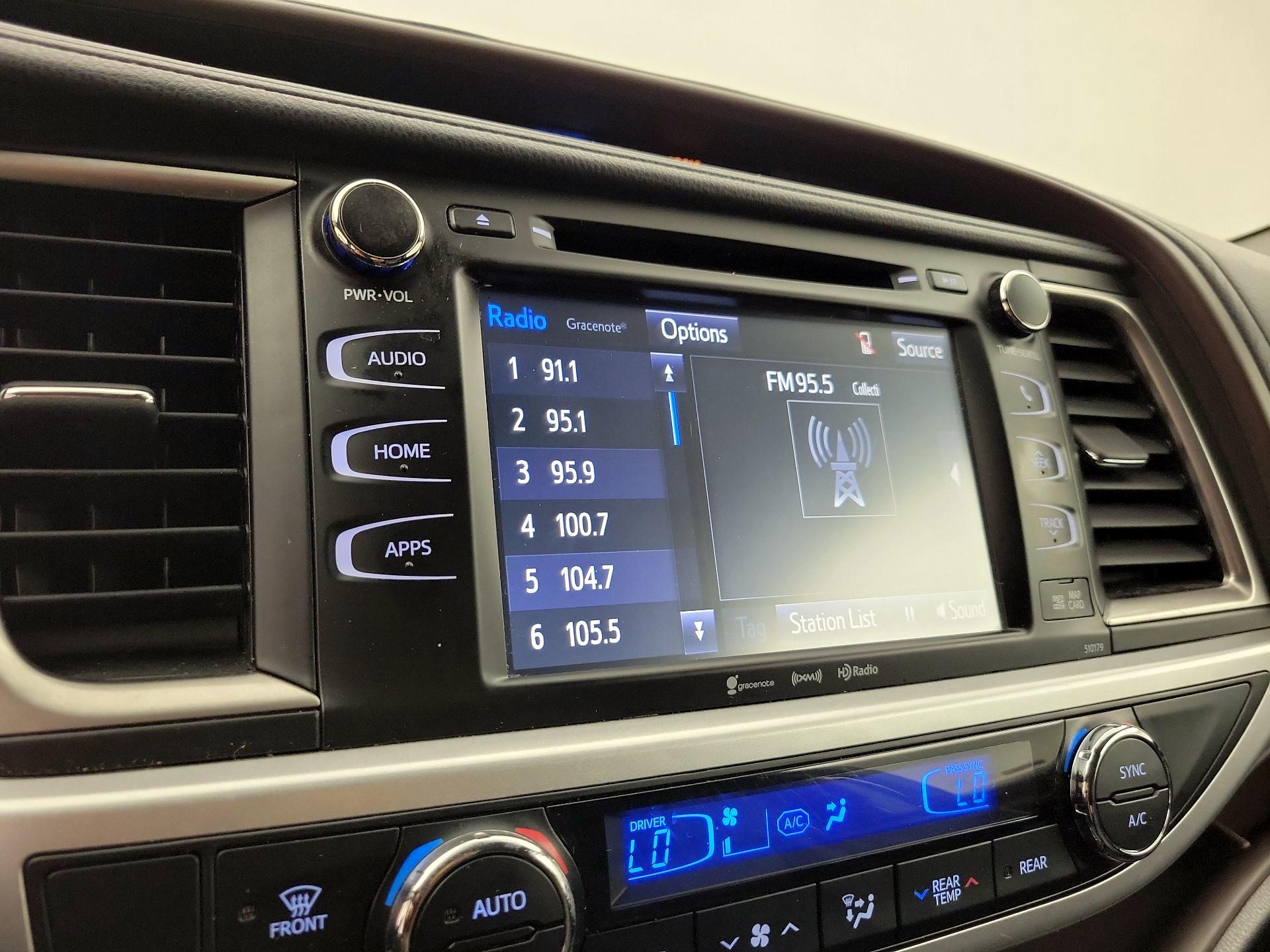 Thumbnail: 2017 Toyota Highlander - 16