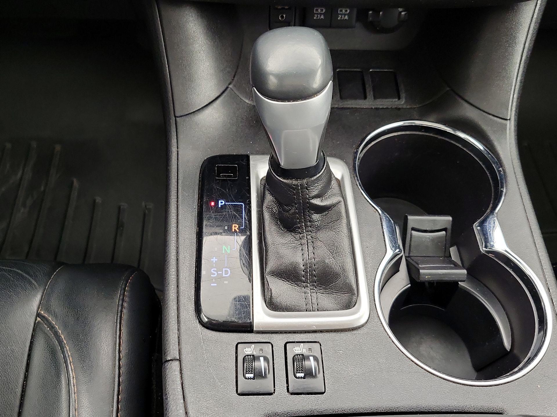 Thumbnail: 2017 Toyota Highlander - 18