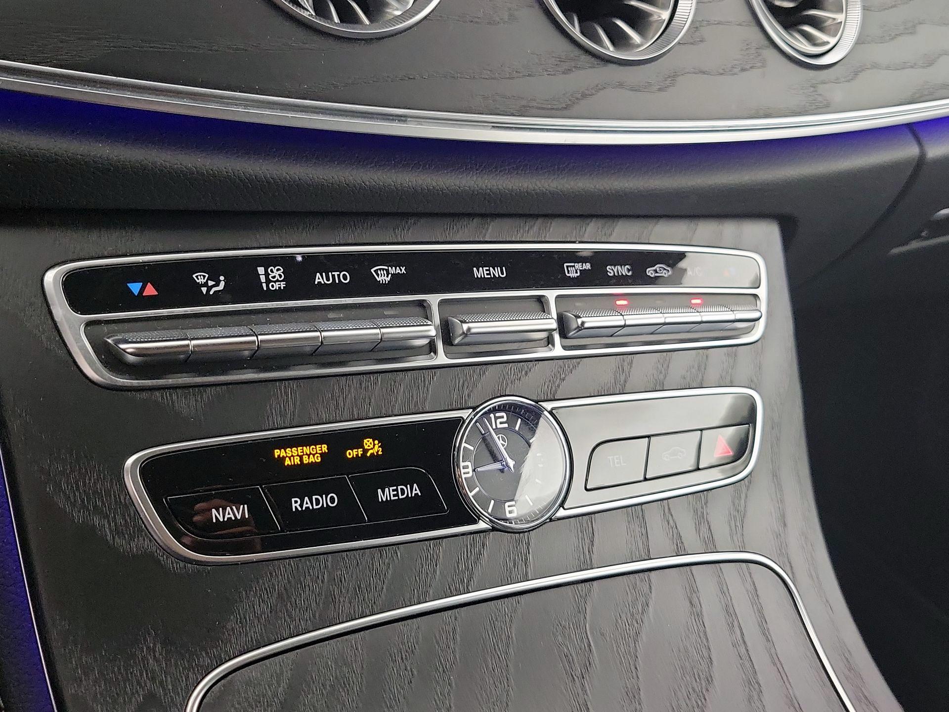 Thumbnail: 2018 Mercedes-Benz E-Class - 17