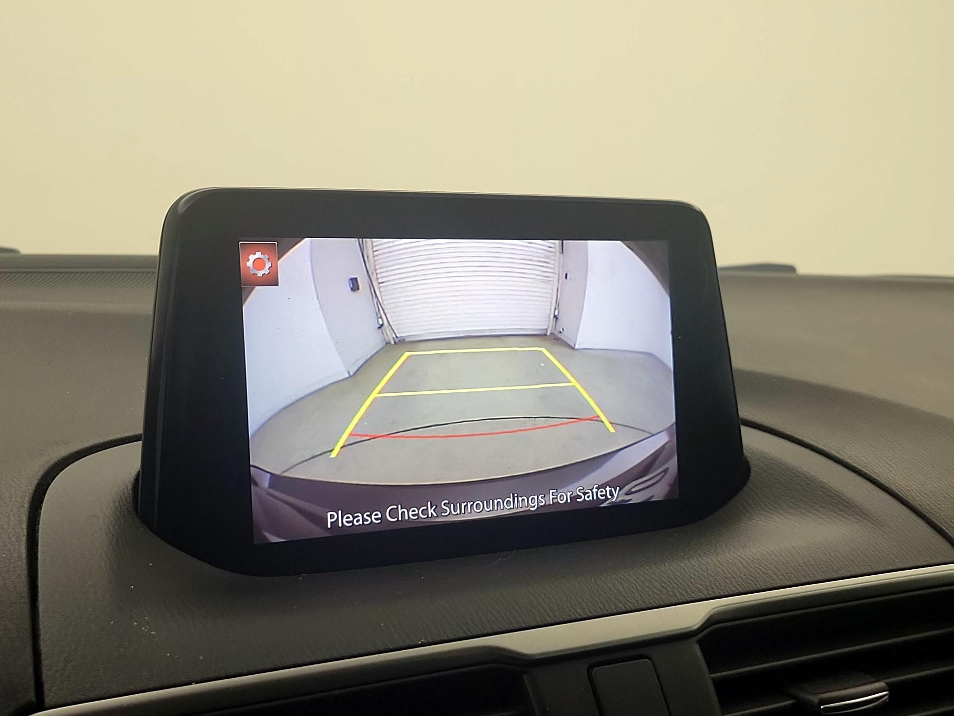 Thumbnail: 2017 Mazda Mazda3 - 14