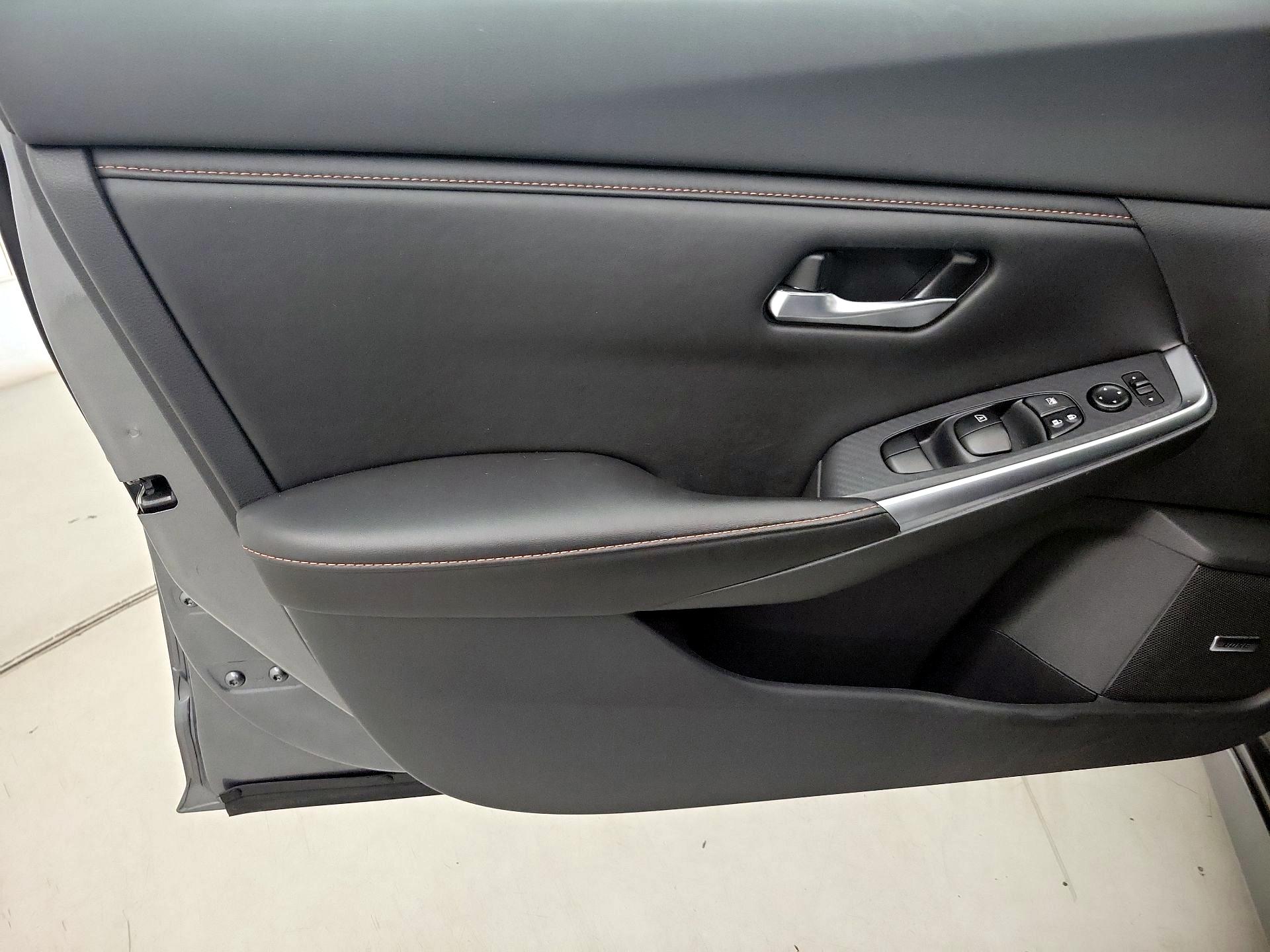 Thumbnail: 2022 Nissan Sentra - 12