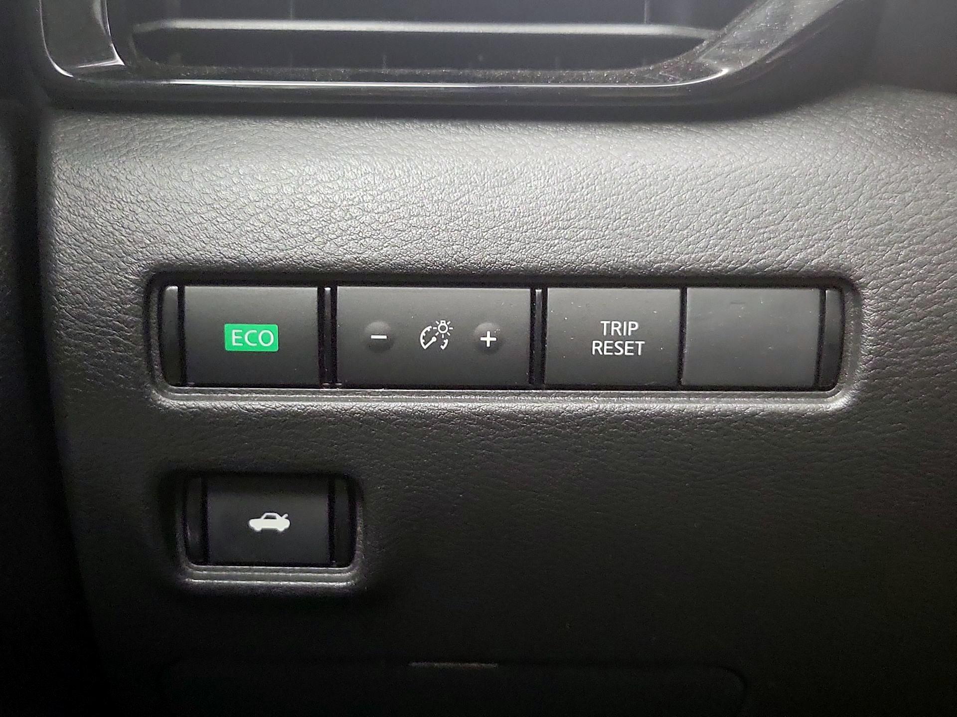 Thumbnail: 2022 Nissan Sentra - 13