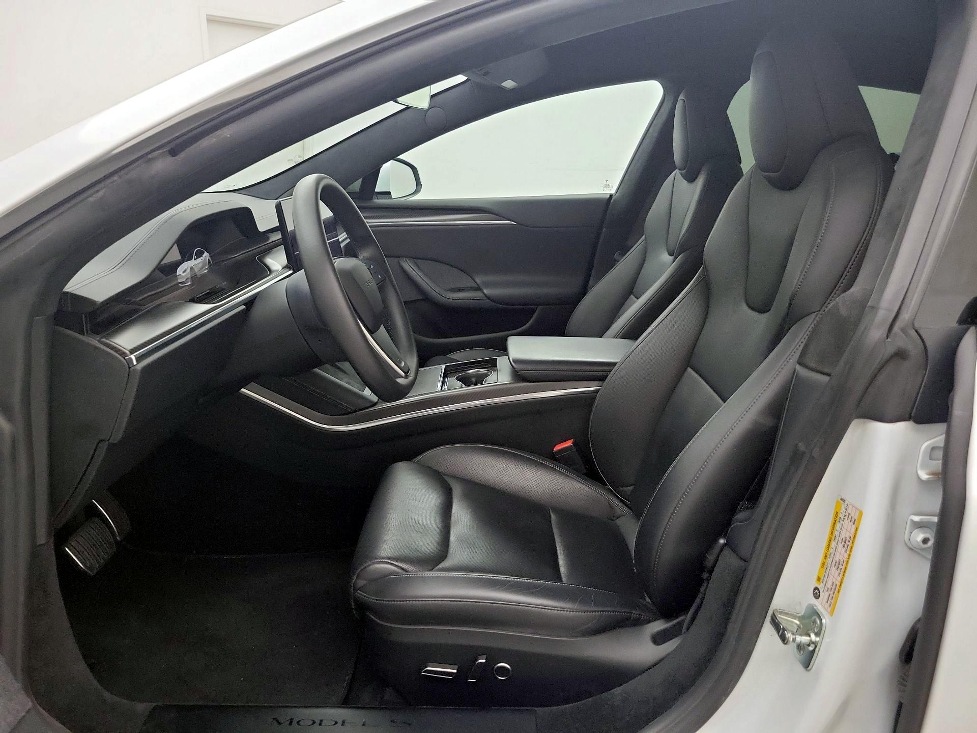Thumbnail: 2022 Tesla Model S - 11