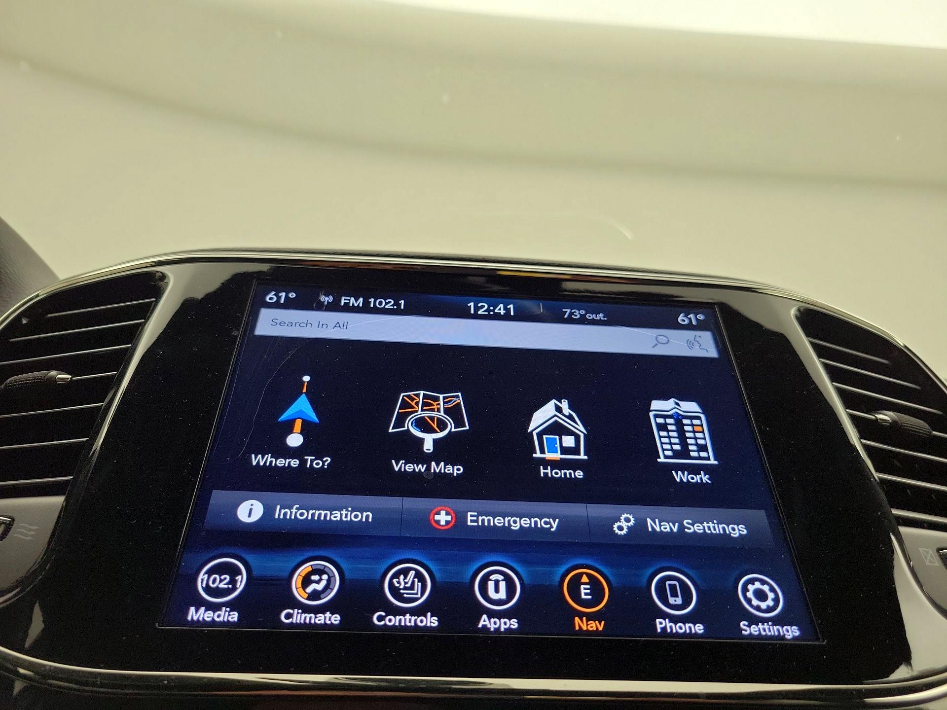 Thumbnail: 2019 Jeep Grand Cherokee - 14