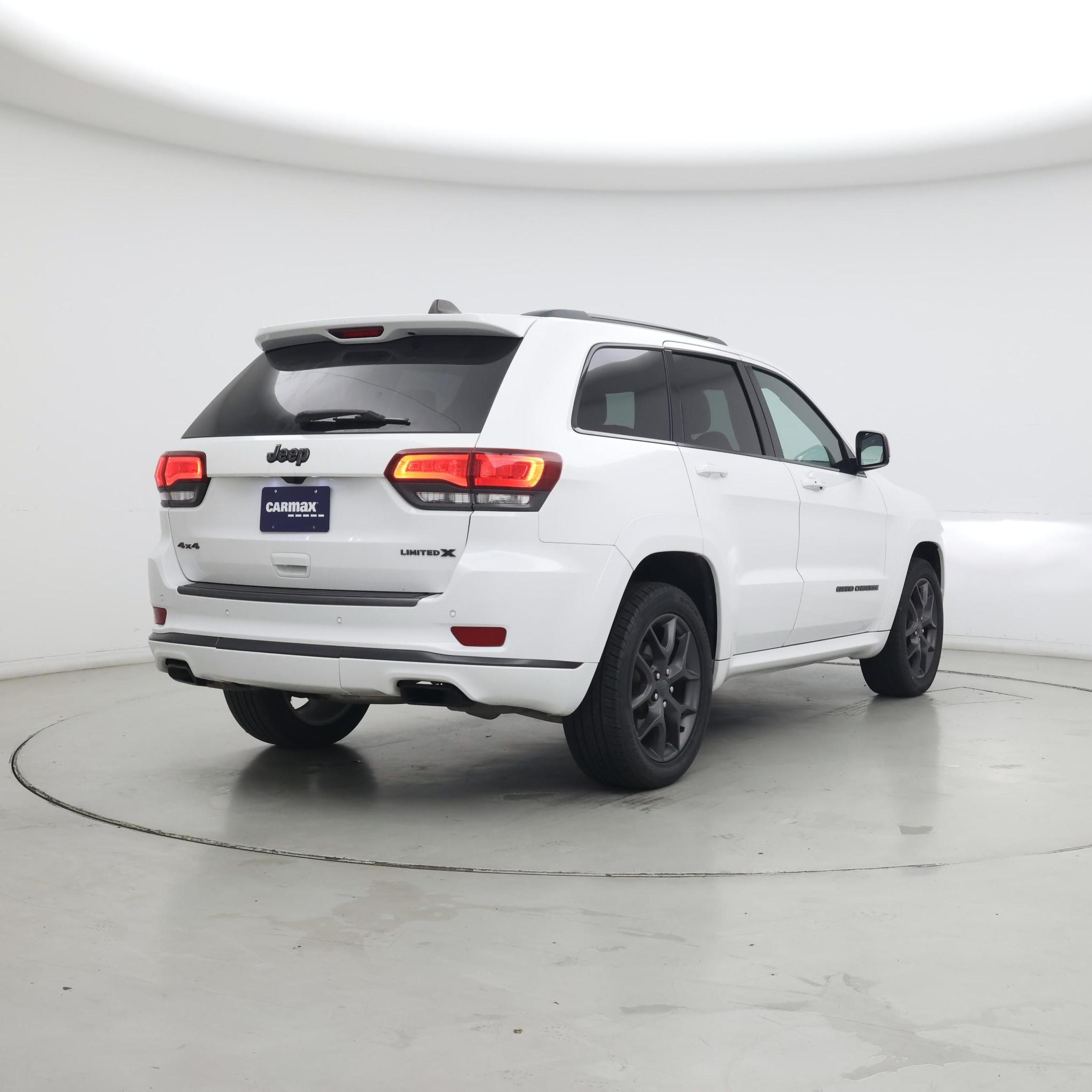 Thumbnail: 2019 Jeep Grand Cherokee - 8