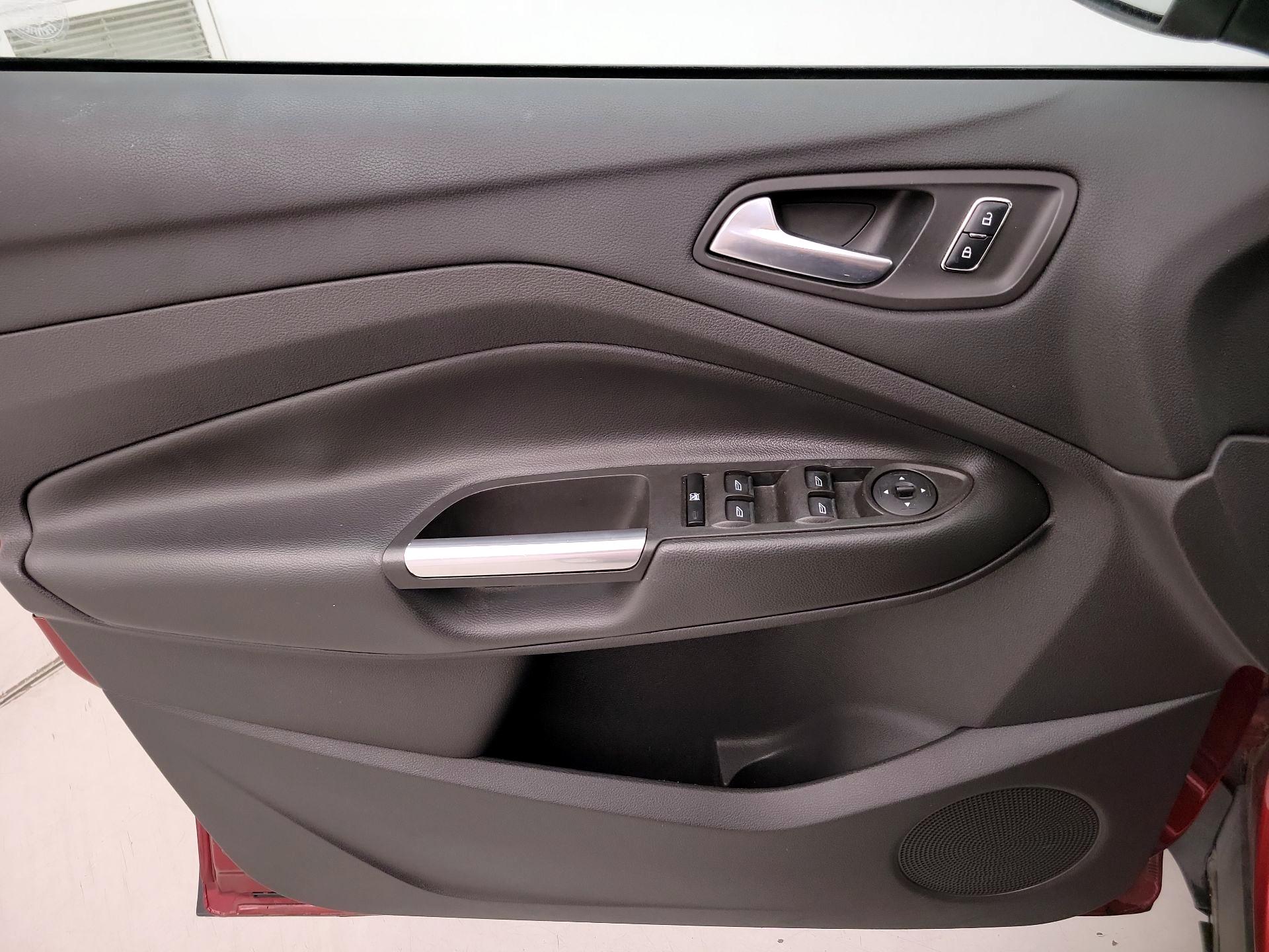 Thumbnail: 2014 Ford Escape - 12