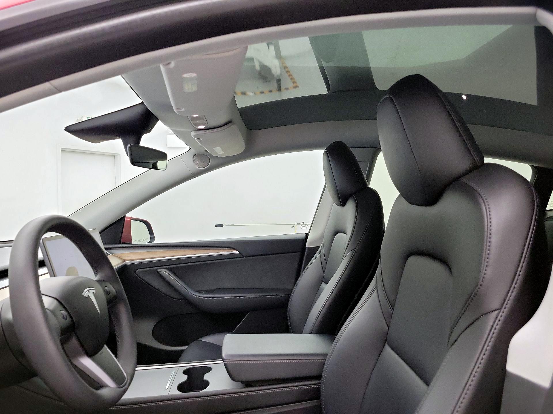 Thumbnail: 2023 Tesla Model Y - 18