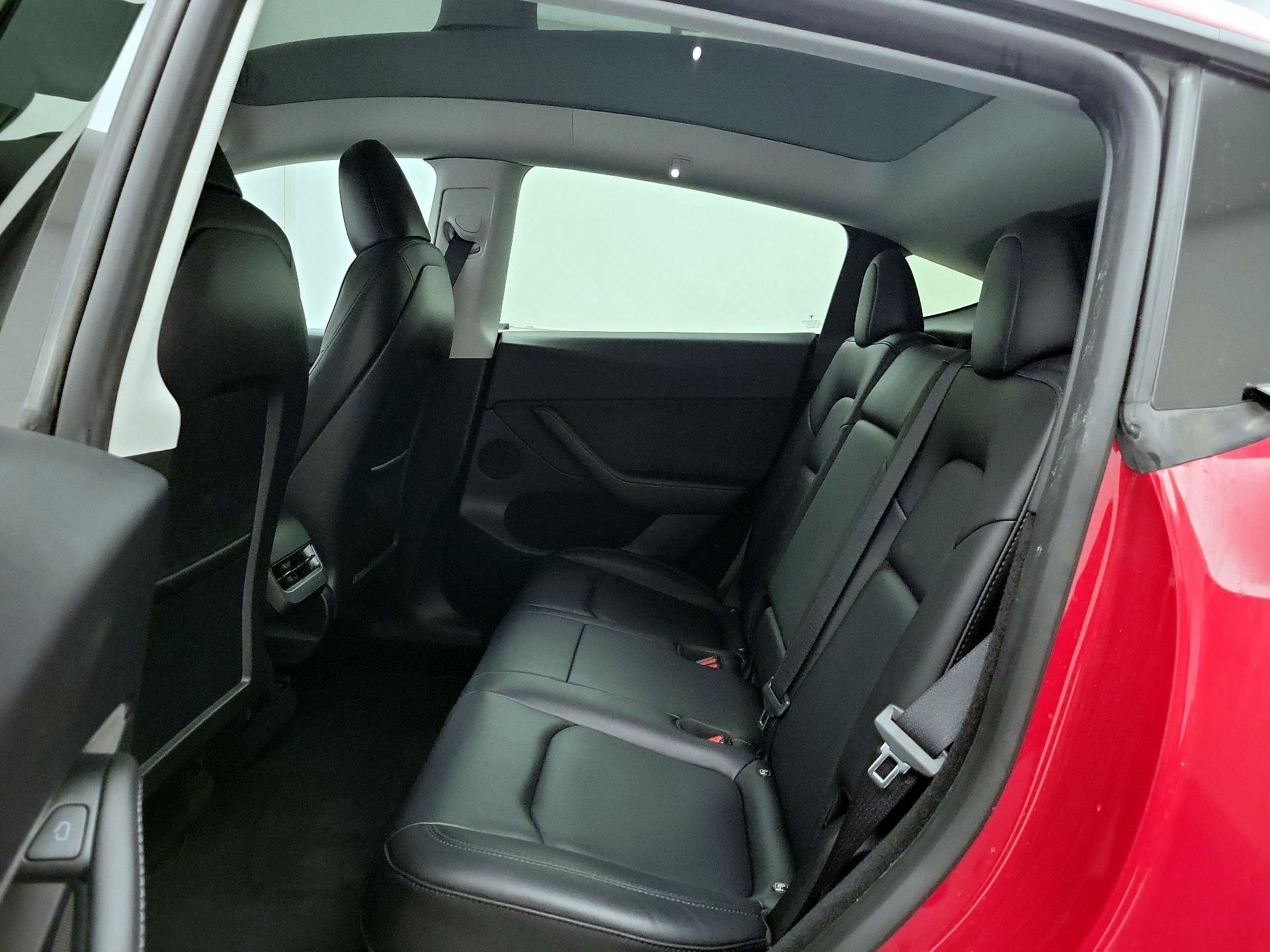 Thumbnail: 2023 Tesla Model Y - 19