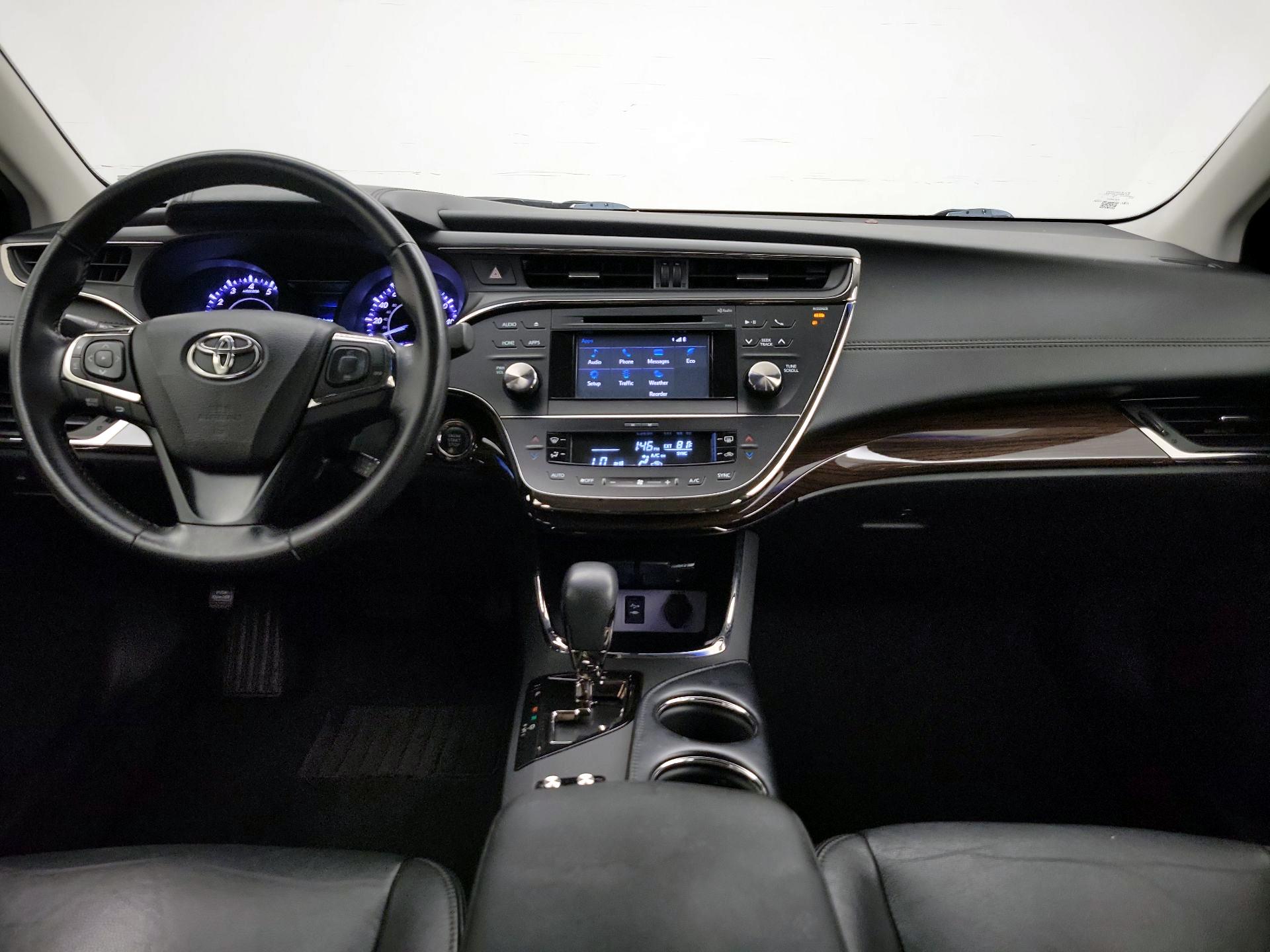 Thumbnail: 2015 Toyota Avalon - 9