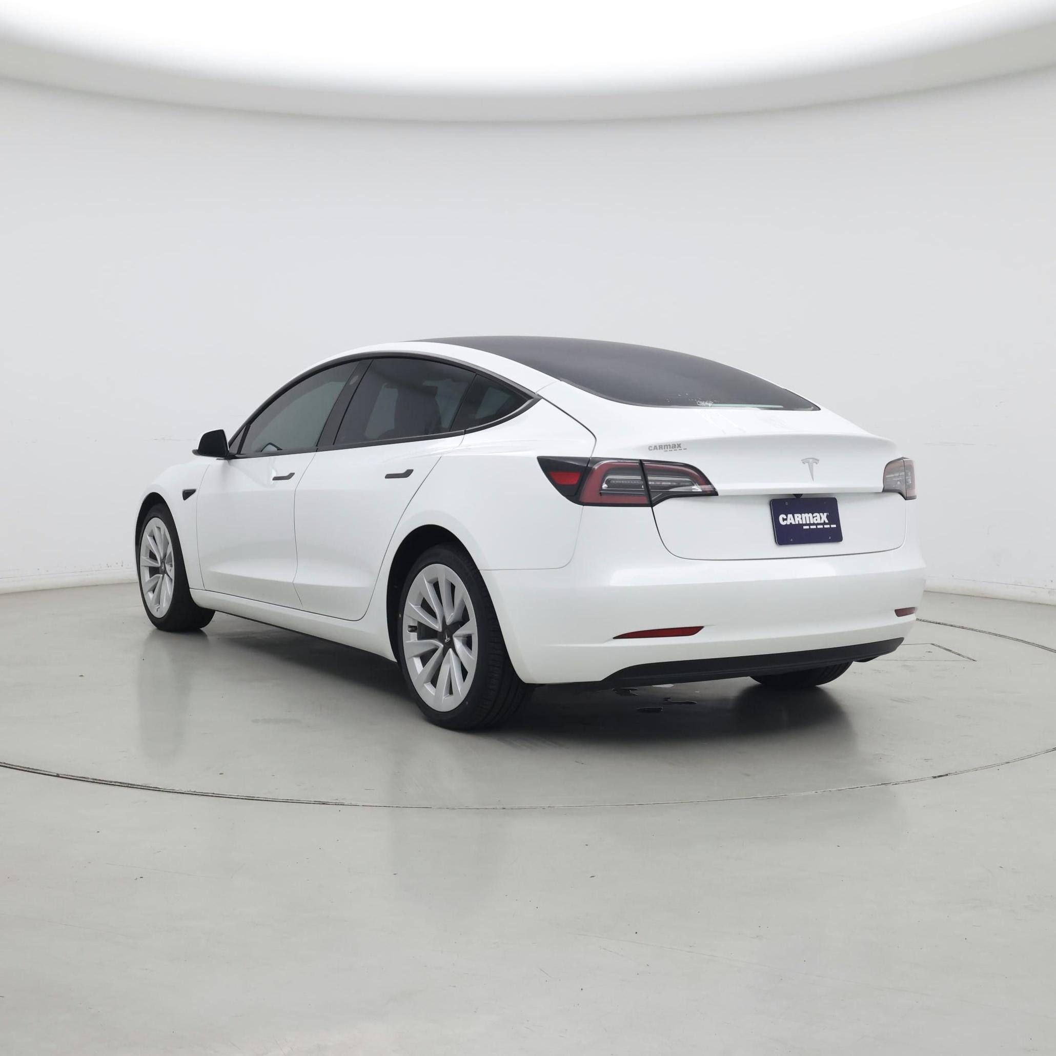 Thumbnail: 2023 Tesla Model 3 - 2