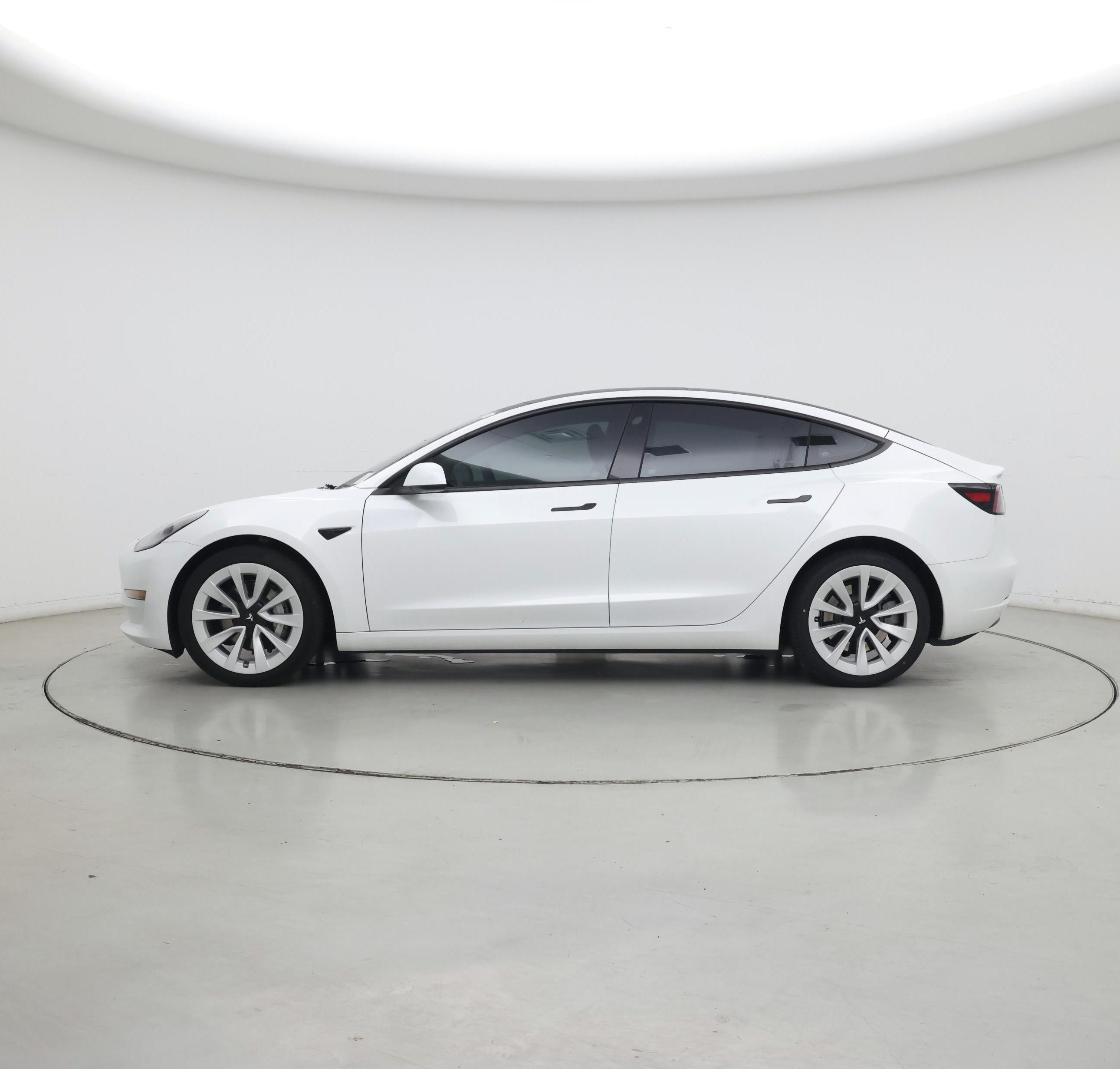 Thumbnail: 2023 Tesla Model 3 - 3