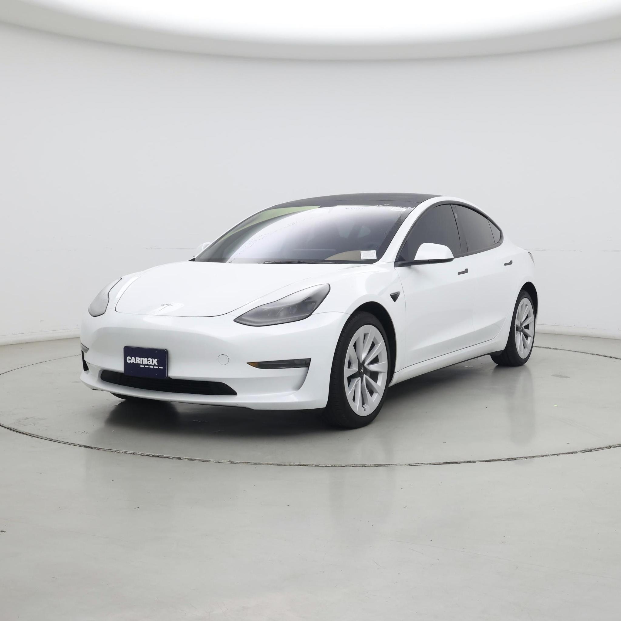 Thumbnail: 2023 Tesla Model 3 - 4