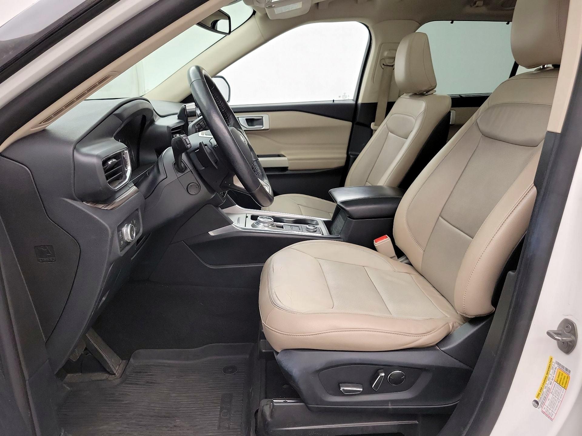 Thumbnail: 2020 Ford Explorer - 11