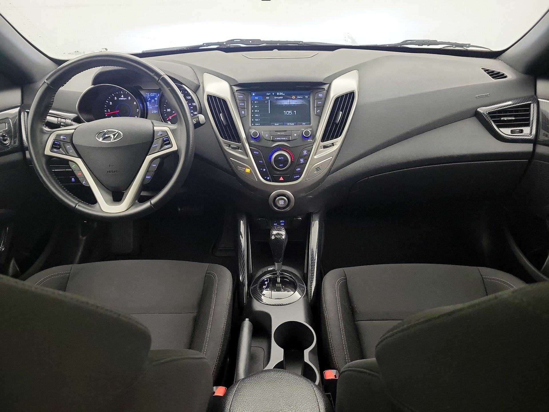 Thumbnail: 2017 Hyundai Veloster - 9