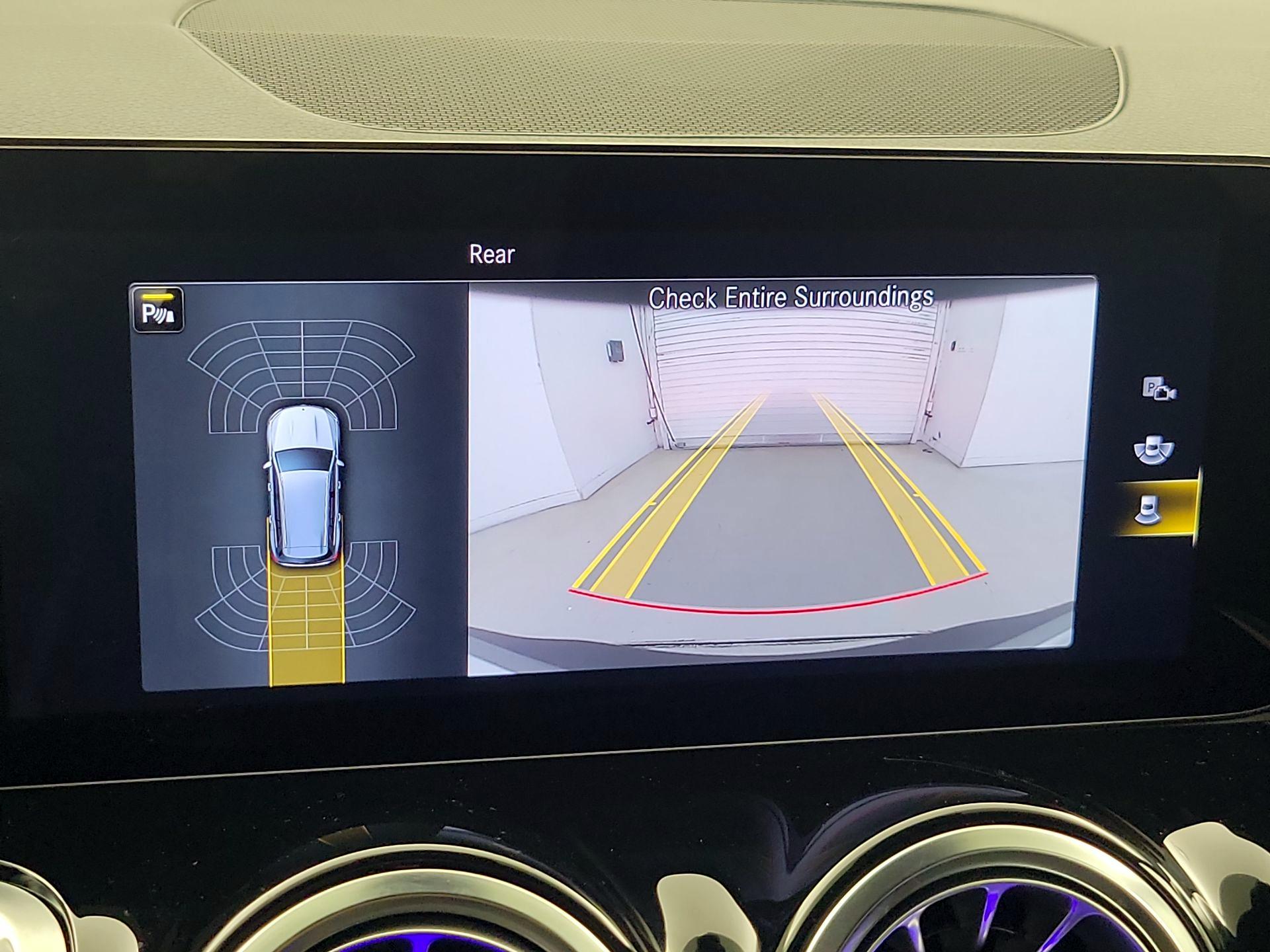 Thumbnail: 2023 Mercedes-Benz EQB - 15