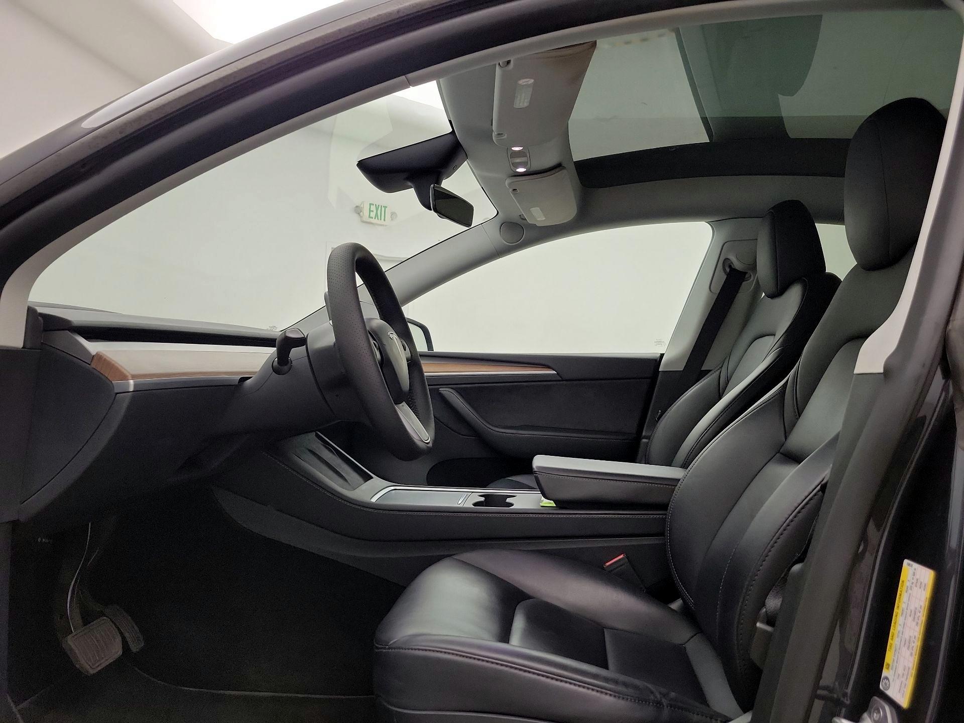 Thumbnail: 2024 Tesla Model Y - 19