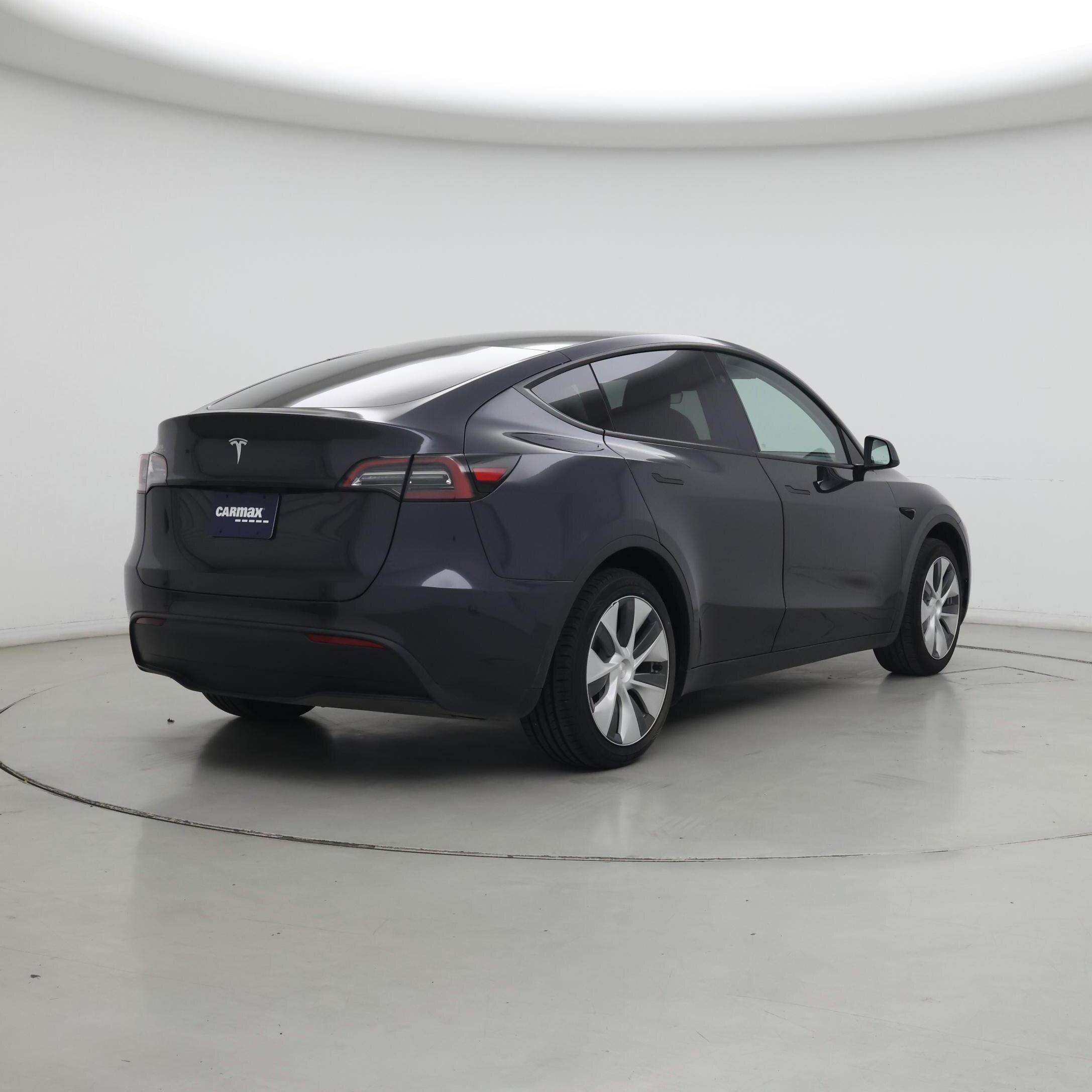 Thumbnail: 2024 Tesla Model Y - 8