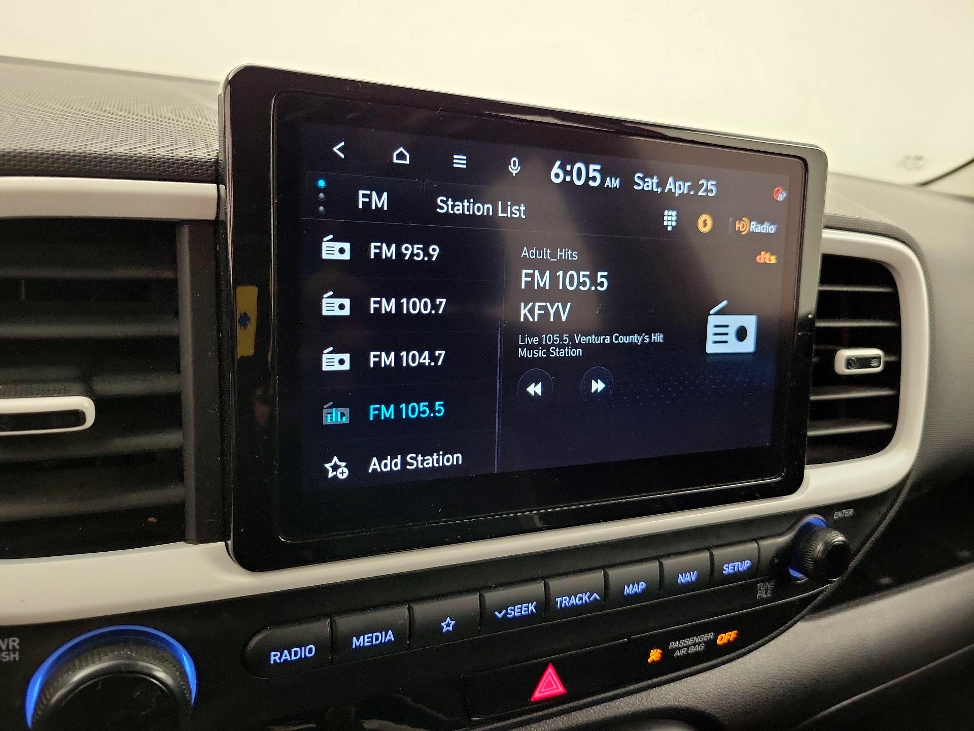 Thumbnail: 2022 Hyundai Venue - 16