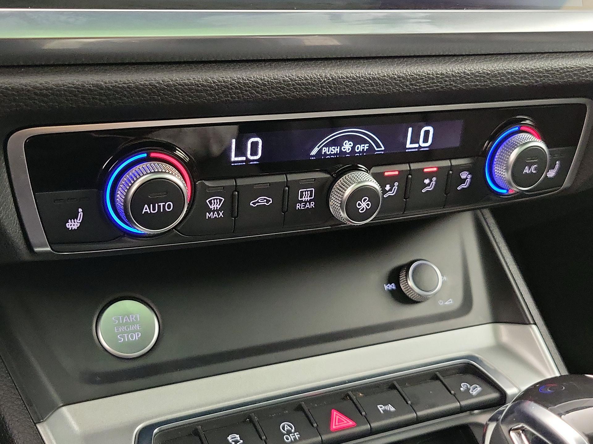 Thumbnail: 2020 Audi Q3 - 16