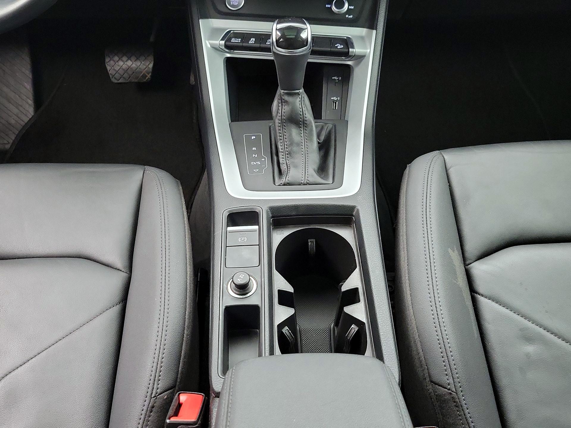 Thumbnail: 2020 Audi Q3 - 17