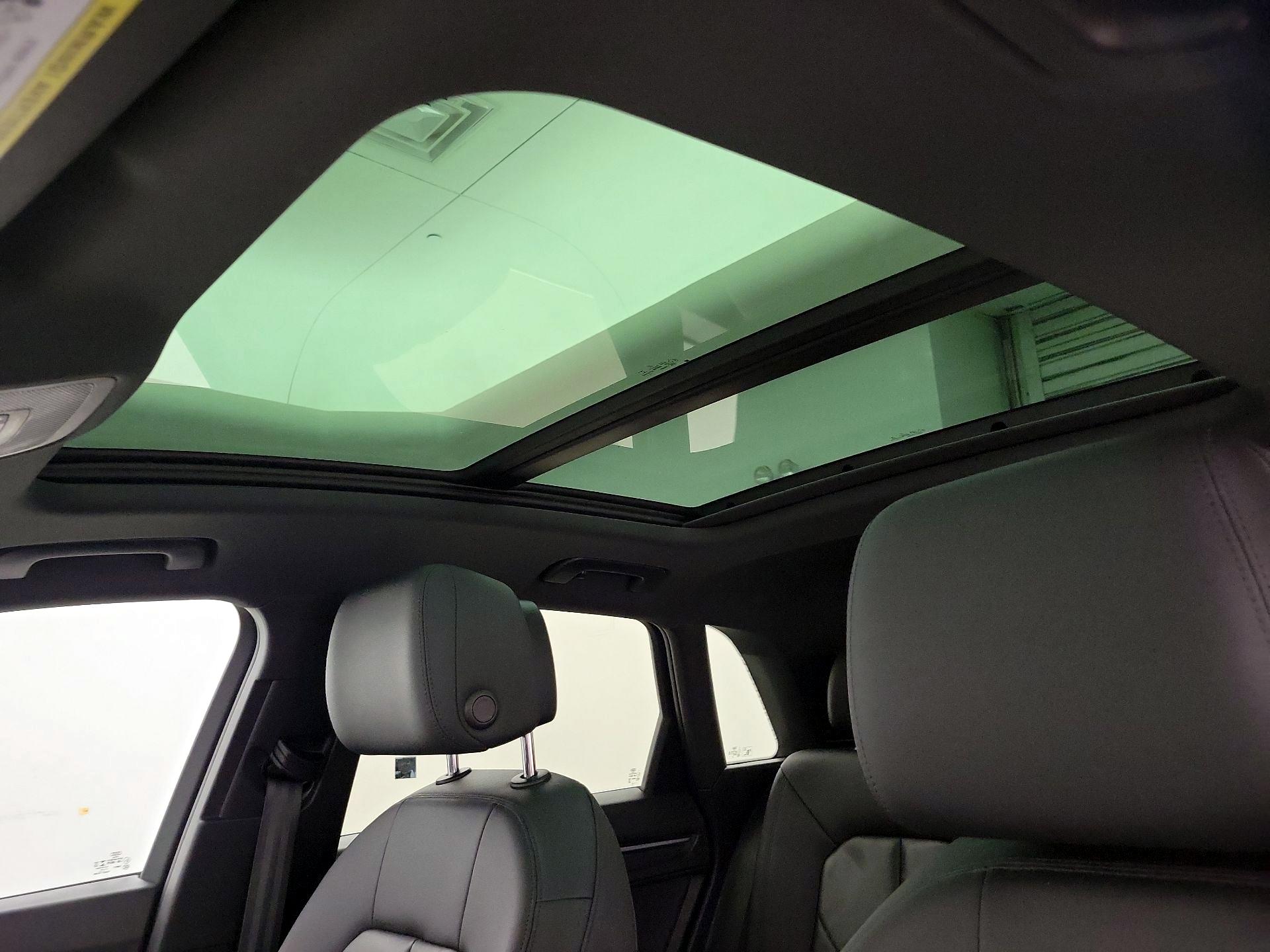 Thumbnail: 2020 Audi Q3 - 19